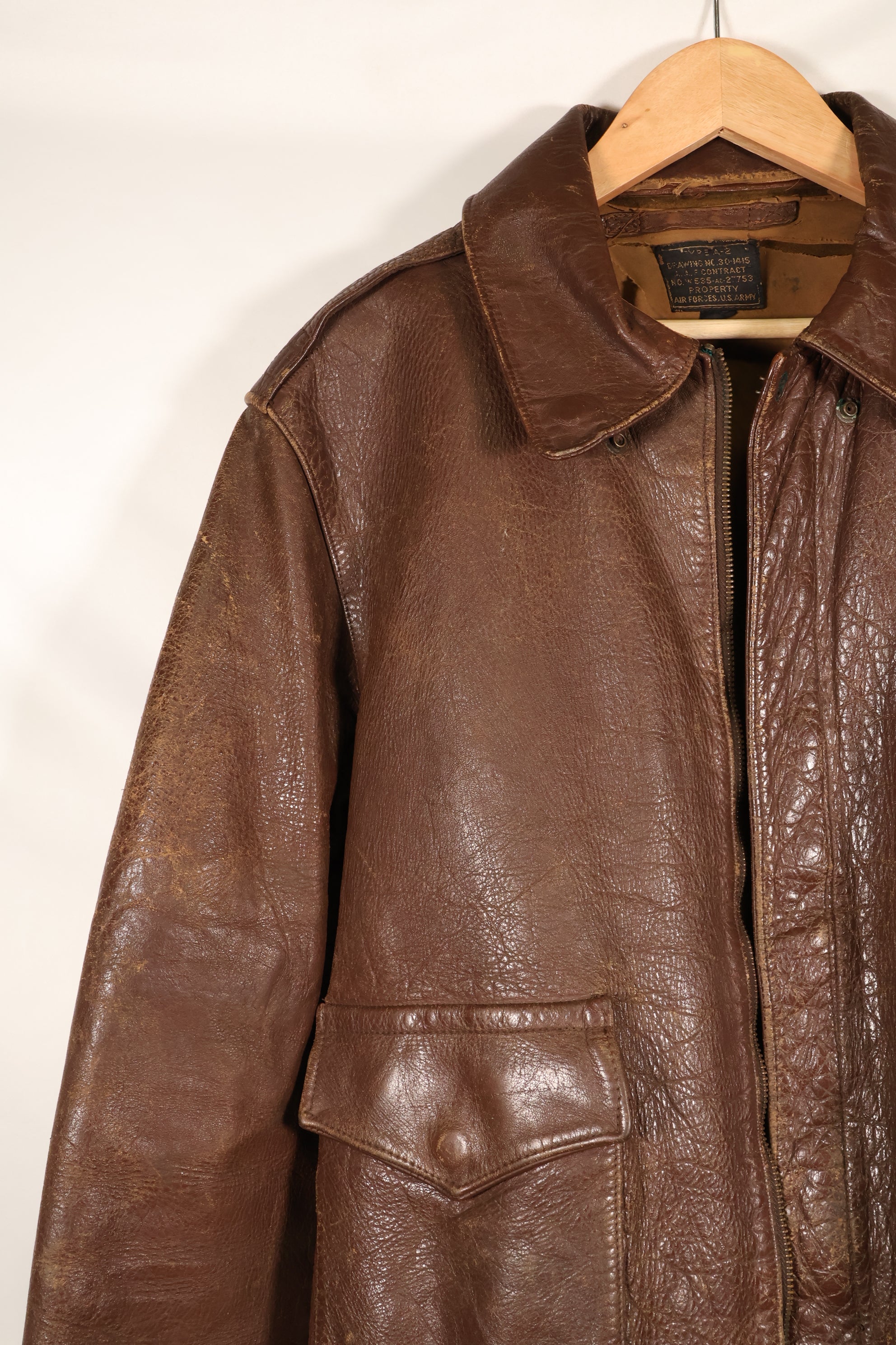 1940年代　サイズ42　WWII　アメリカ陸軍航空隊　USAAF　A-2 フライトジャケット　ネーム入り　中古品