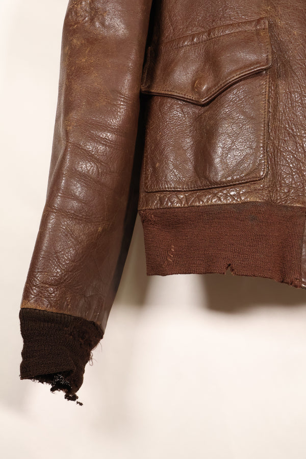 1940年代　サイズ42　WWII　アメリカ陸軍航空隊　USAAF　A-2 フライトジャケット　ネーム入り　中古品