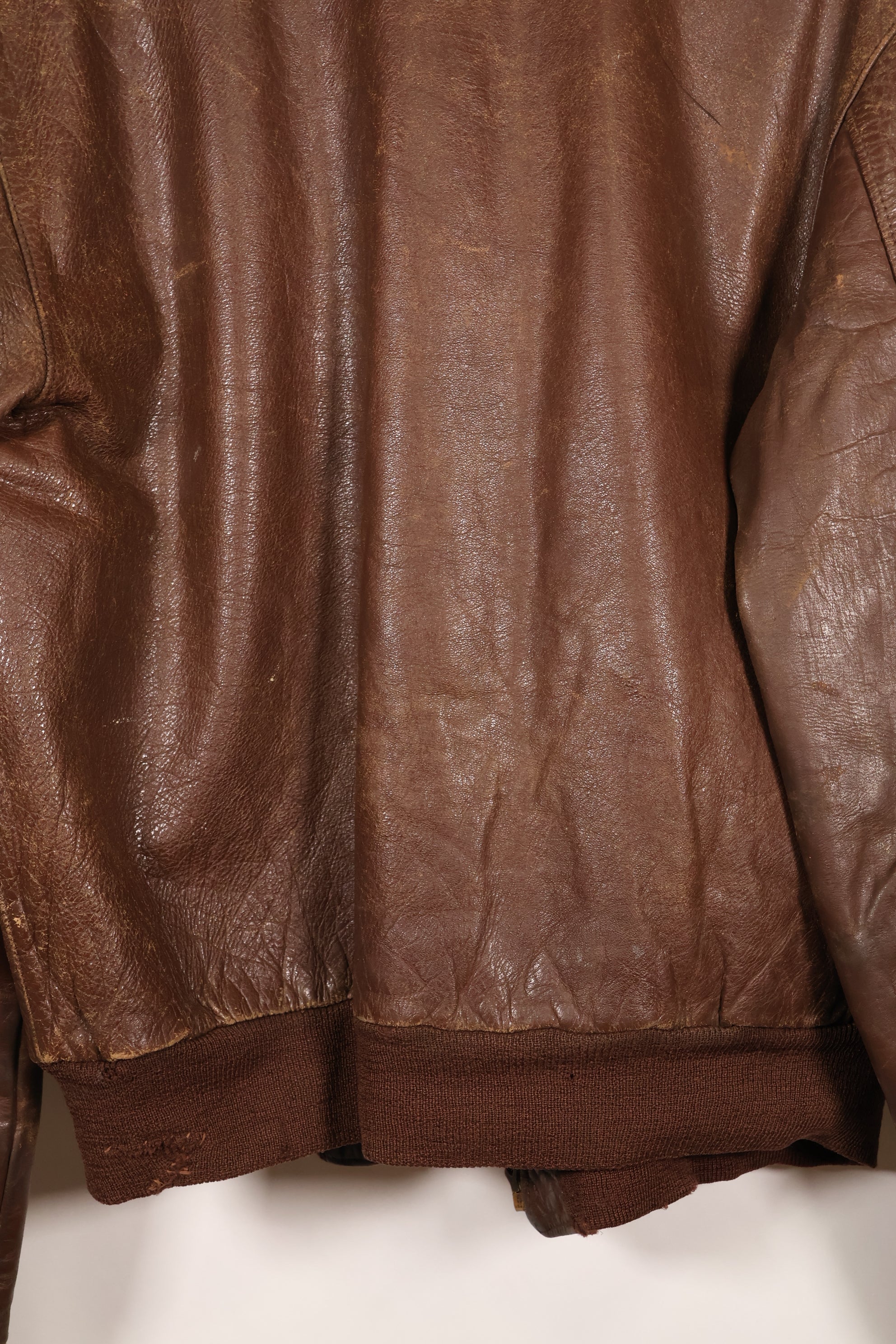 1940年代　サイズ42　WWII　アメリカ陸軍航空隊　USAAF　A-2 フライトジャケット　ネーム入り　中古品