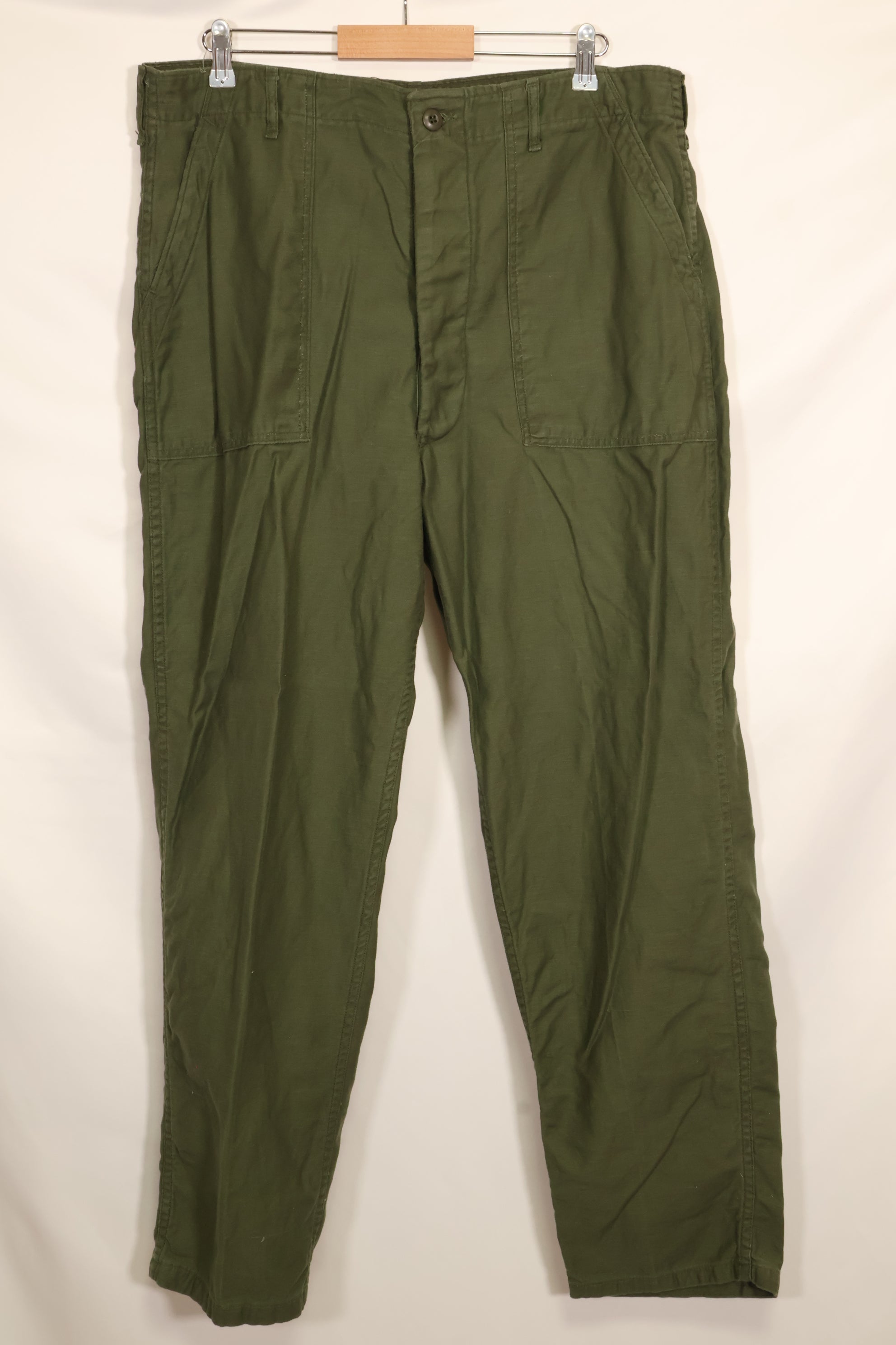1972年会計　TYPE 3　40 x 33 アメリカ軍　OG-107 ユーティリティパンツ　ベイカーパンツ　中古品  B