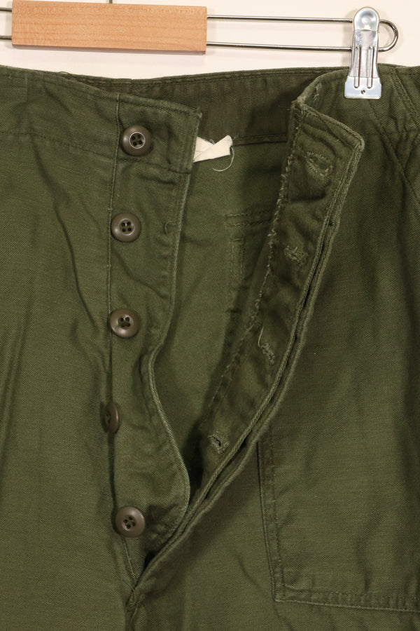 1972年会計　TYPE 3　40 x 33 アメリカ軍　OG-107 ユーティリティパンツ　ベイカーパンツ　中古品  B