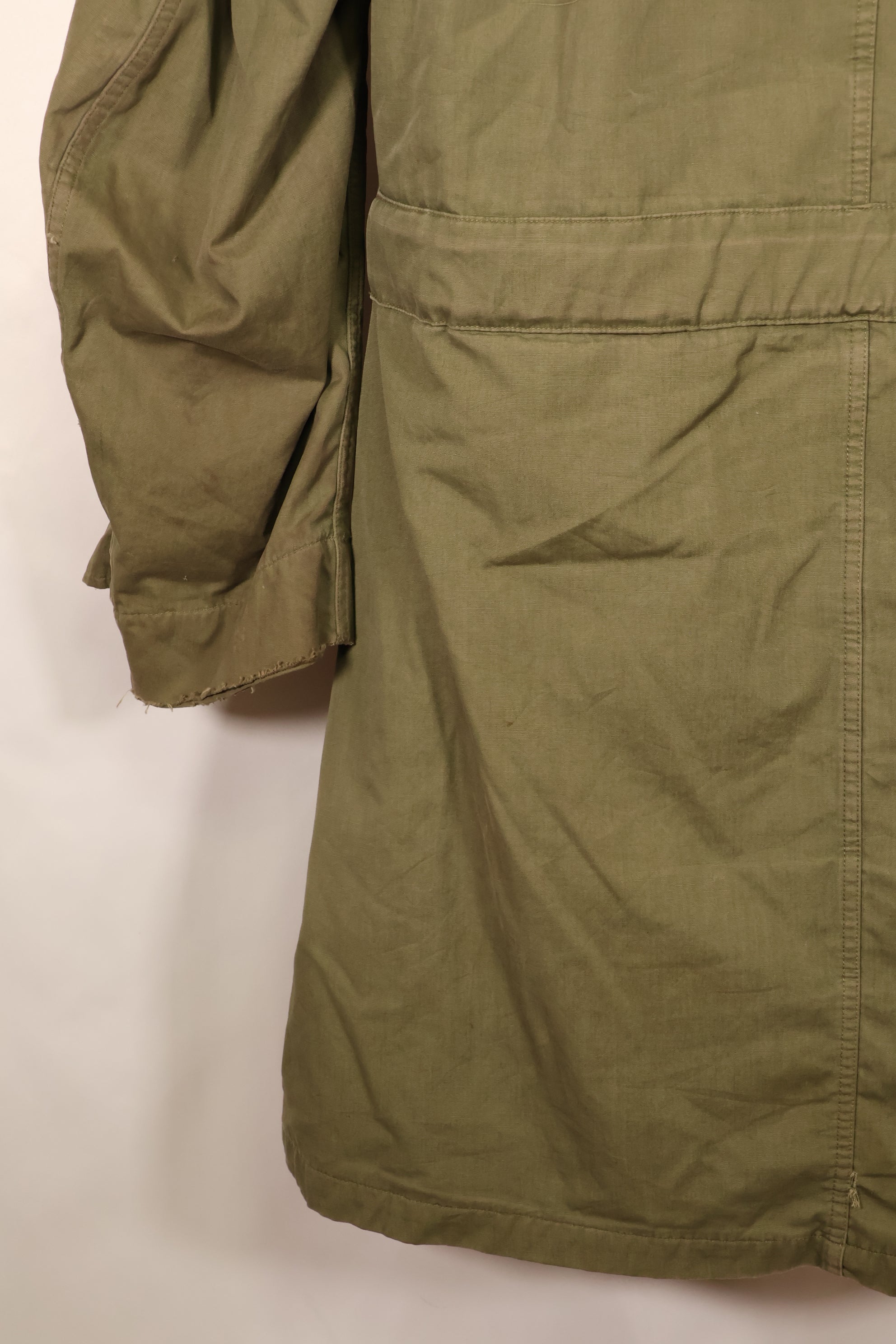 1940年代　MEDIUM　M-1947 フィールドパーカー　陸軍　海兵隊　汚れあり　中古品