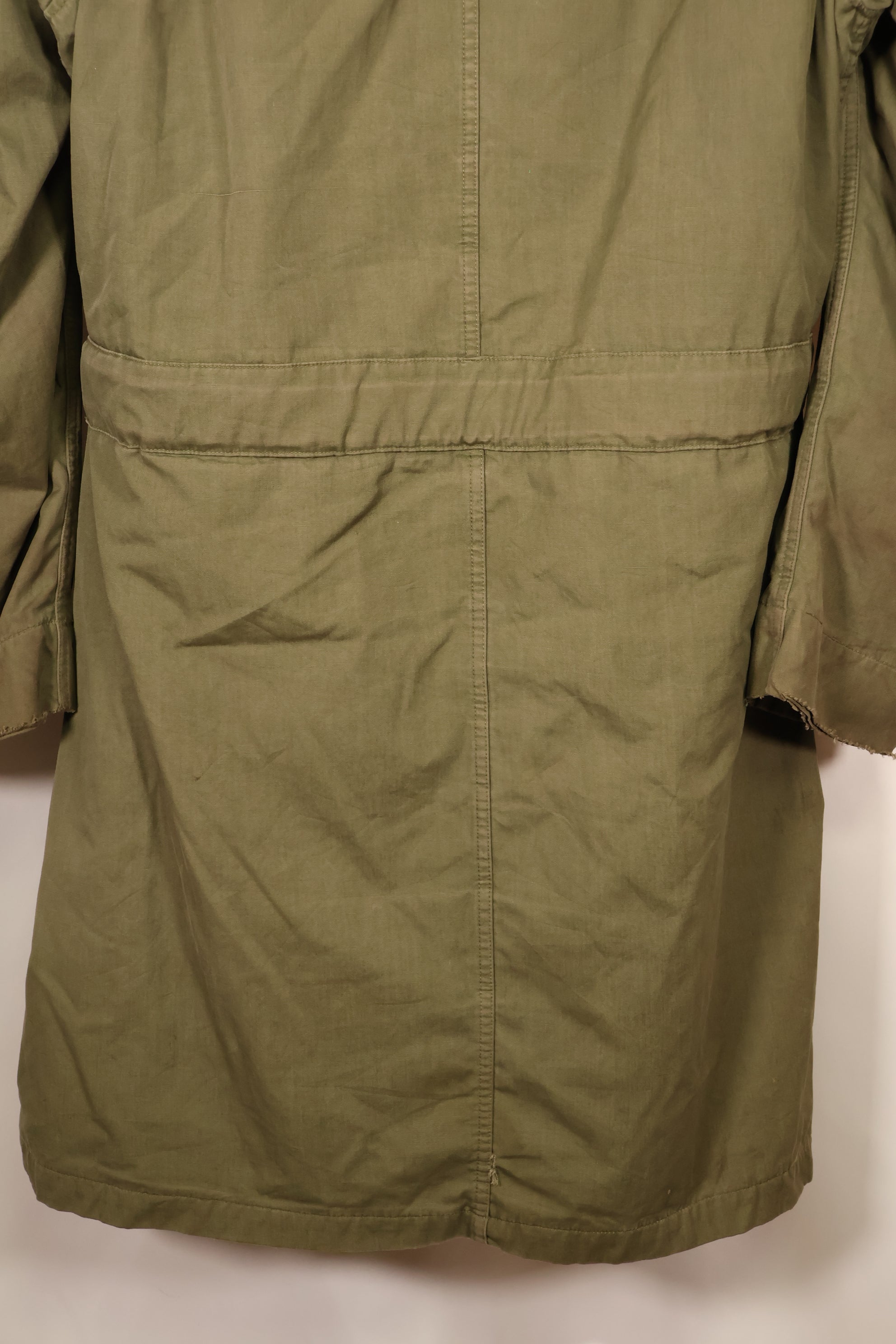 1940年代　MEDIUM　M-1947 フィールドパーカー　陸軍　海兵隊　汚れあり　中古品
