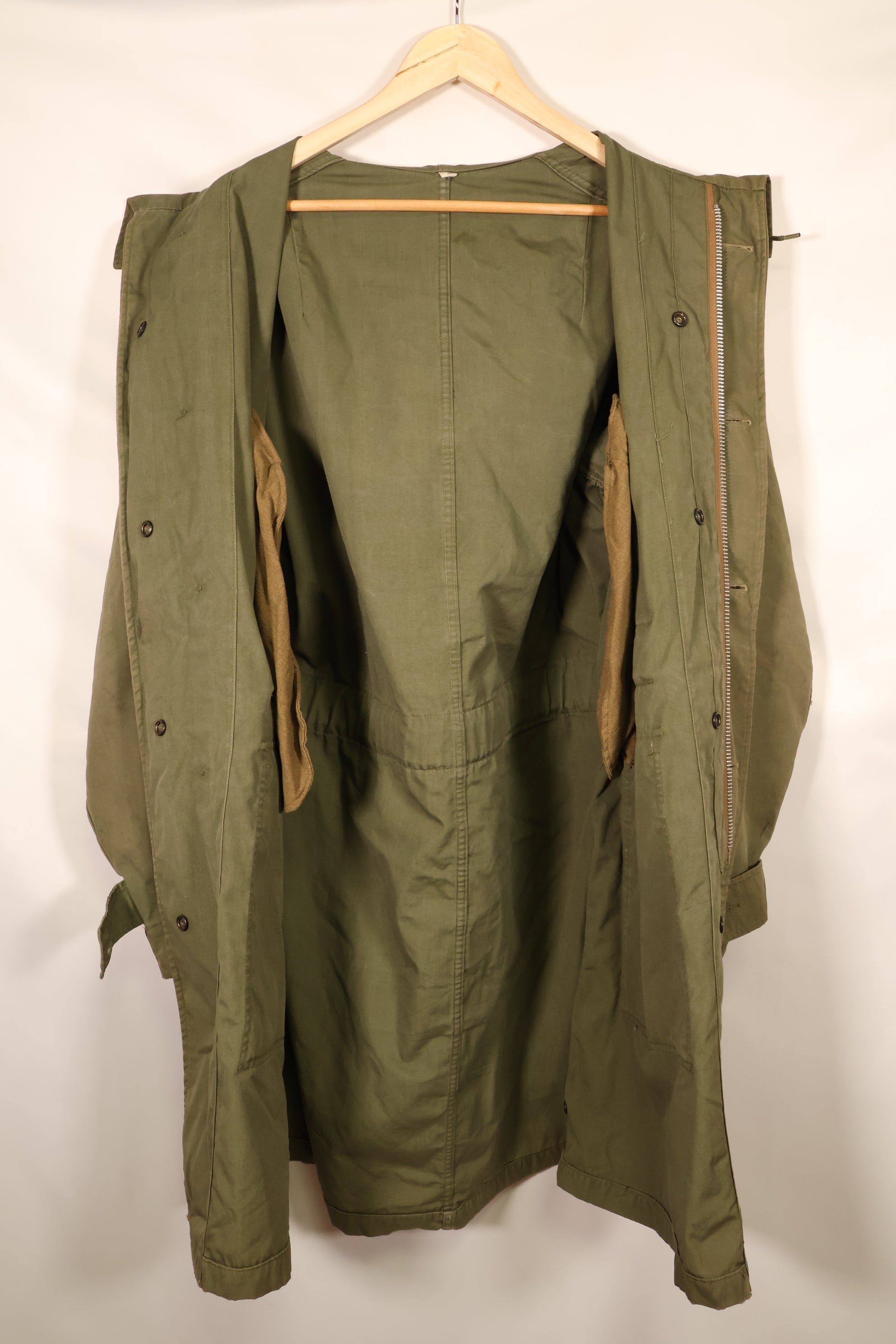1940年代　MEDIUM　M-1947 フィールドパーカー　陸軍　海兵隊　汚れあり　中古品