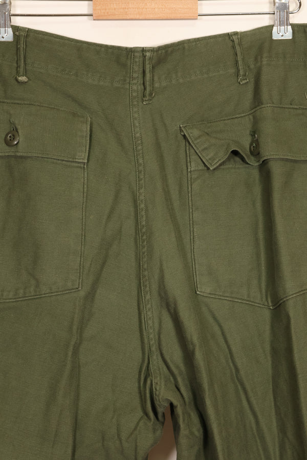 1972年会計　TYPE 3　40 x 33 アメリカ軍　OG-107 ユーティリティパンツ　ベイカーパンツ　中古品  C