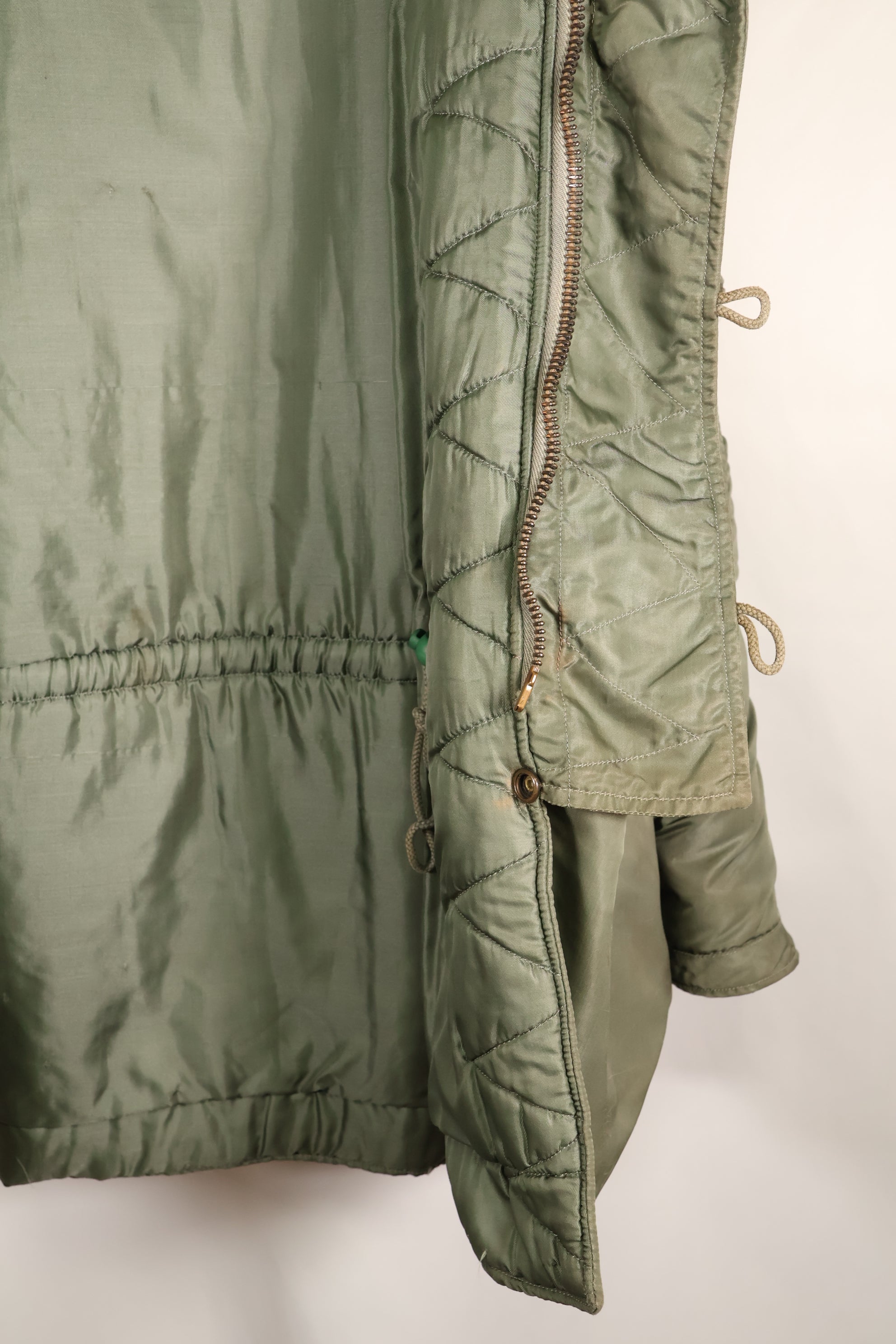 1950年代後半〜60年代初頭　MEDIUM　アメリカ空軍　USAF　N3-B　フライトジャケット　中古品