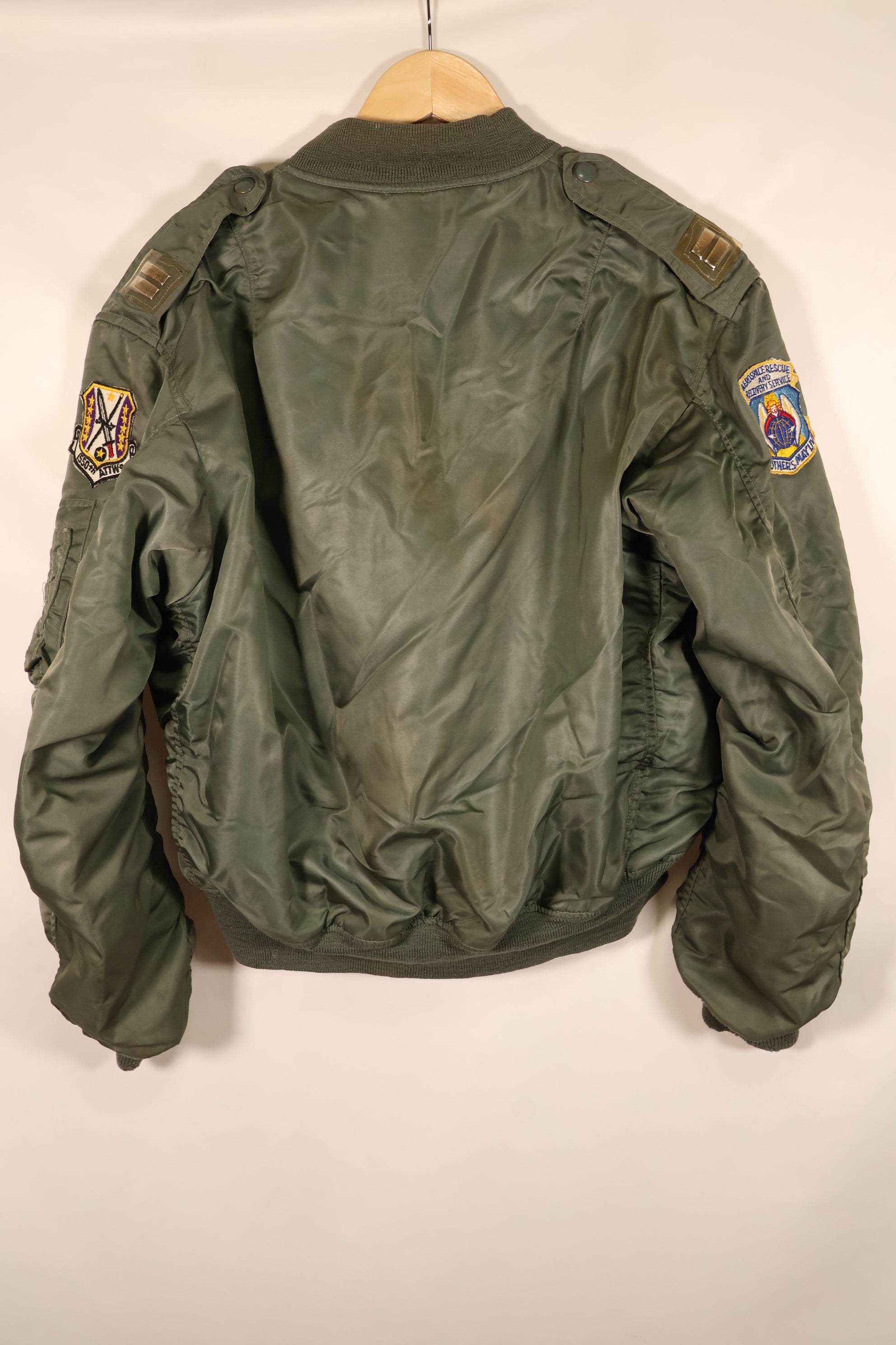 1960年契約　MEDIUM　アメリカ空軍 USAF　L-2B　フライトジャケット　パッチ初付　中古品
