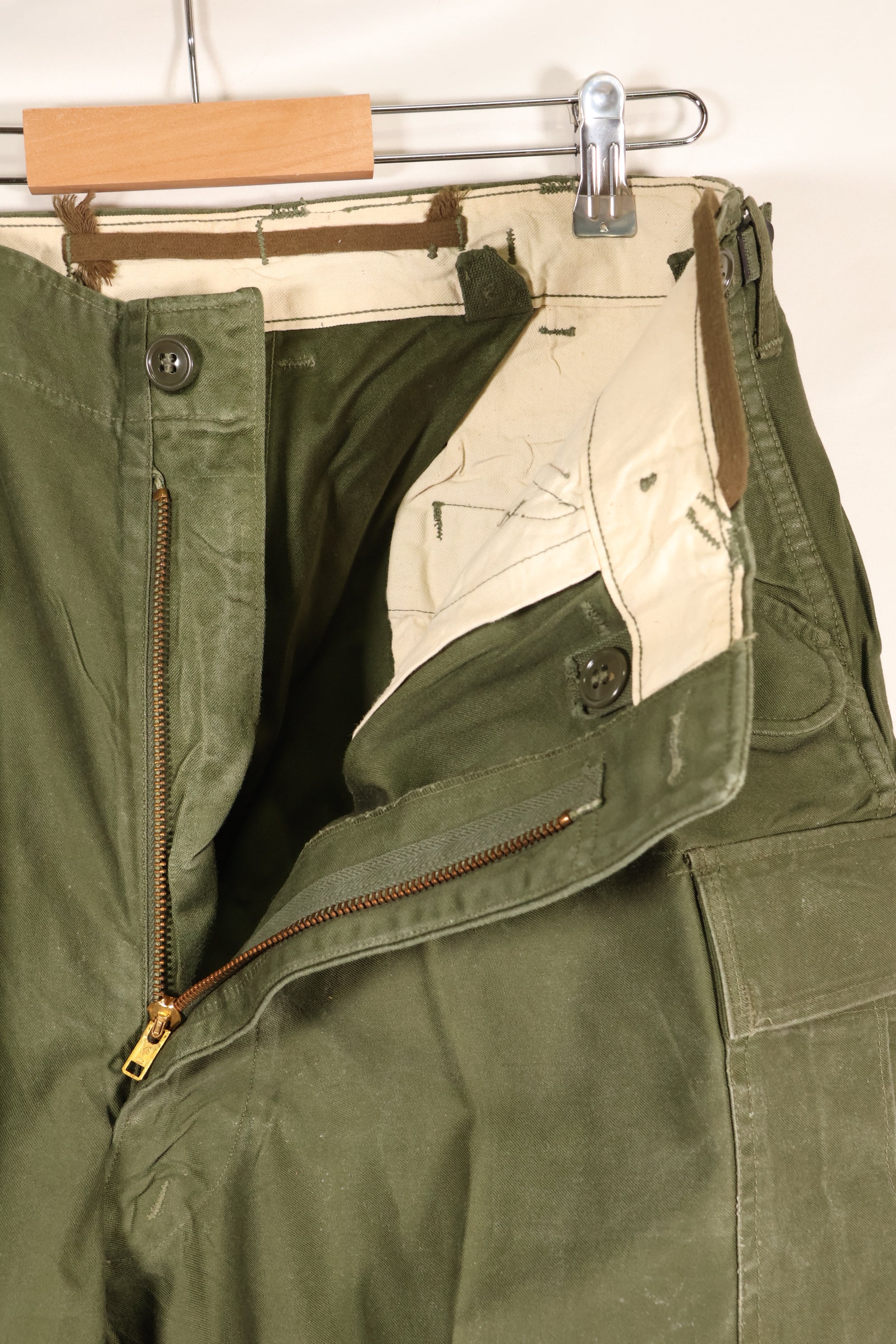 1952年契約　M-S　アメリカ軍　M-51　フィールドコットンパンツ　中古品