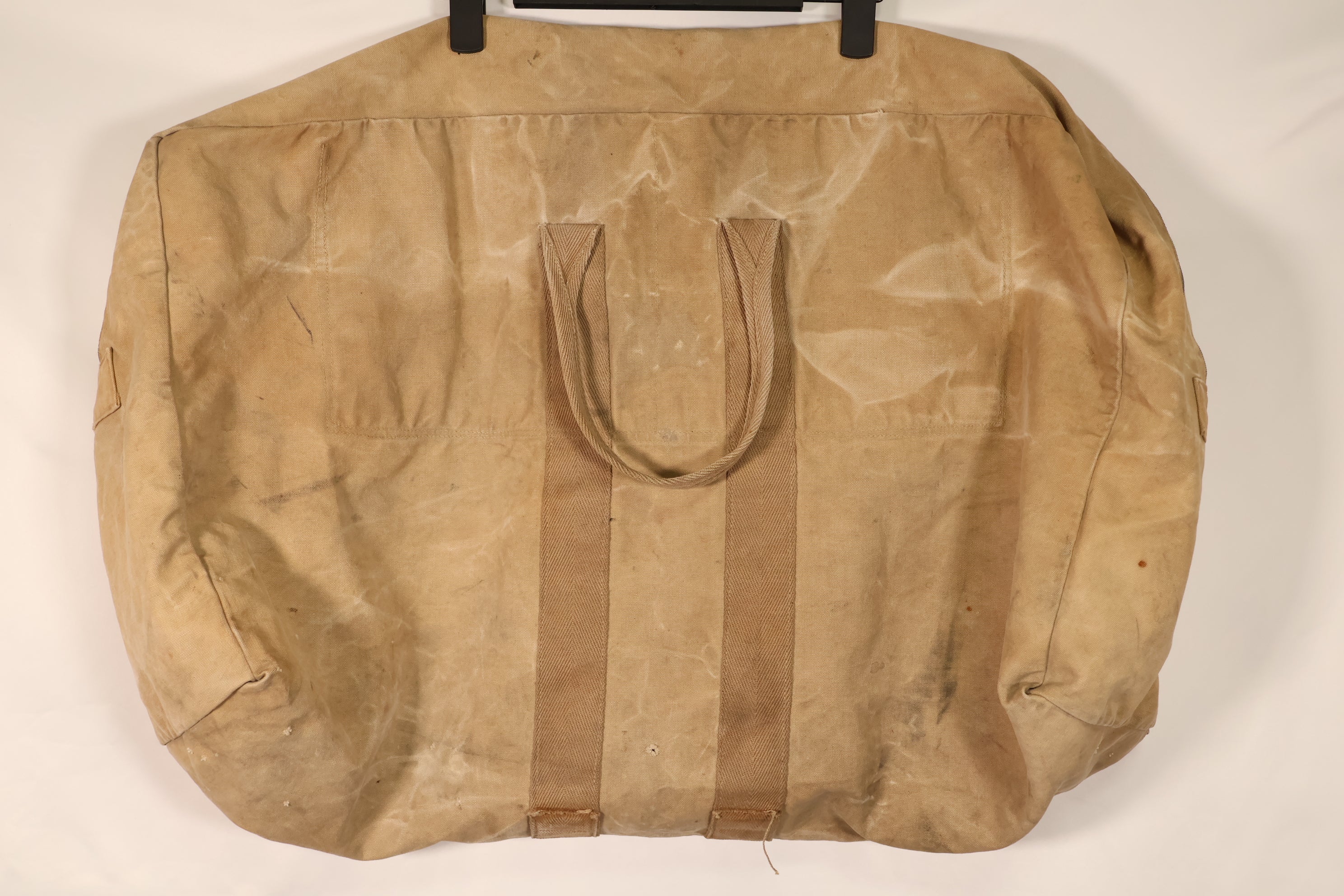 実物　WWII　PIONEER PARACHUTES　バッグ　中古品　キットバック