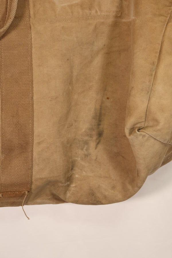 実物　WWII　PIONEER PARACHUTES　バッグ　中古品　キットバック