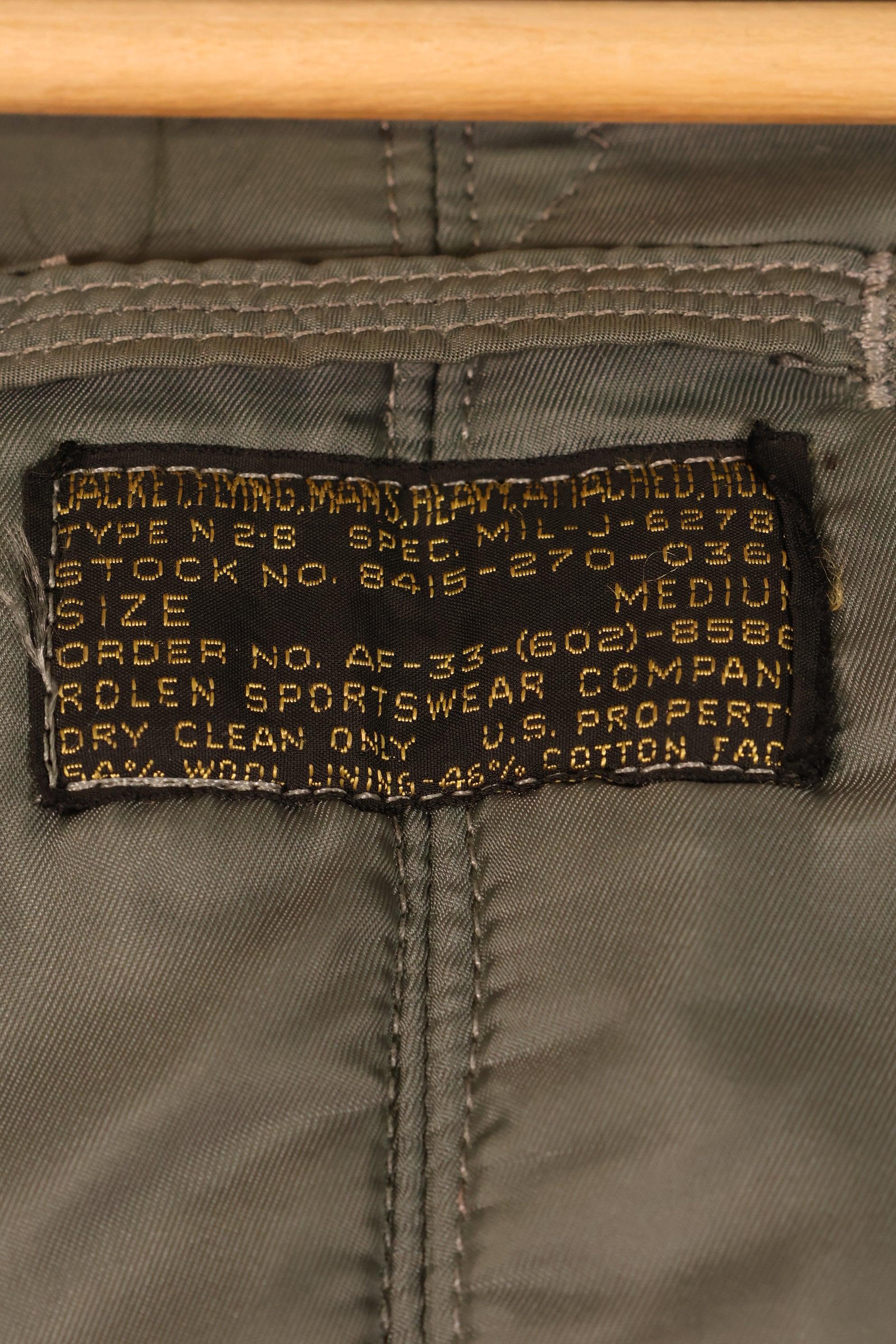 1950年代中頃　MEDIUM　アメリカ空軍　USAF　N2-B　フライトジャケット　中古品