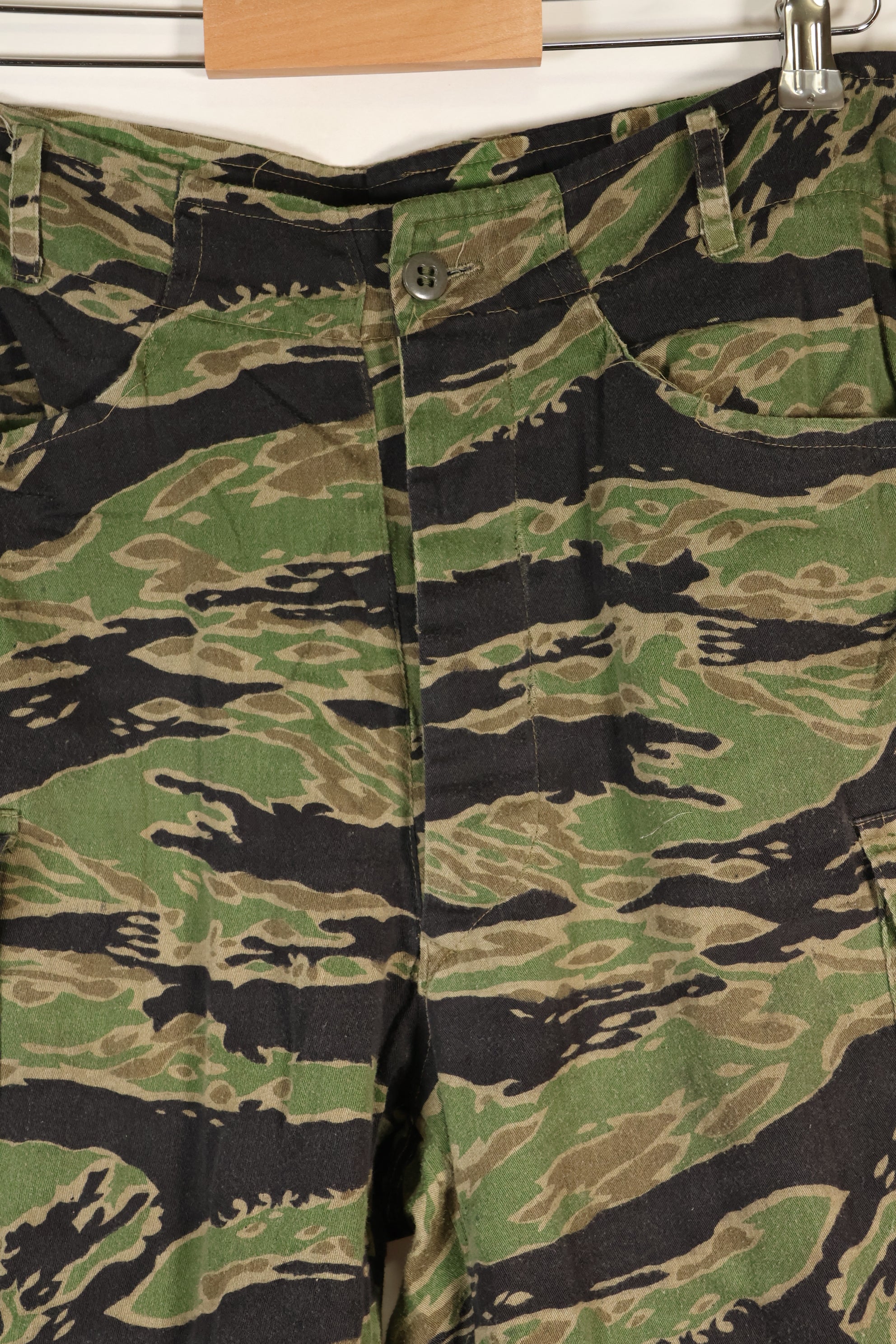 1960年代後半〜70年代　テイラー製　レイトウォー　タイガーストライプ　大きめ　パンツ　中古