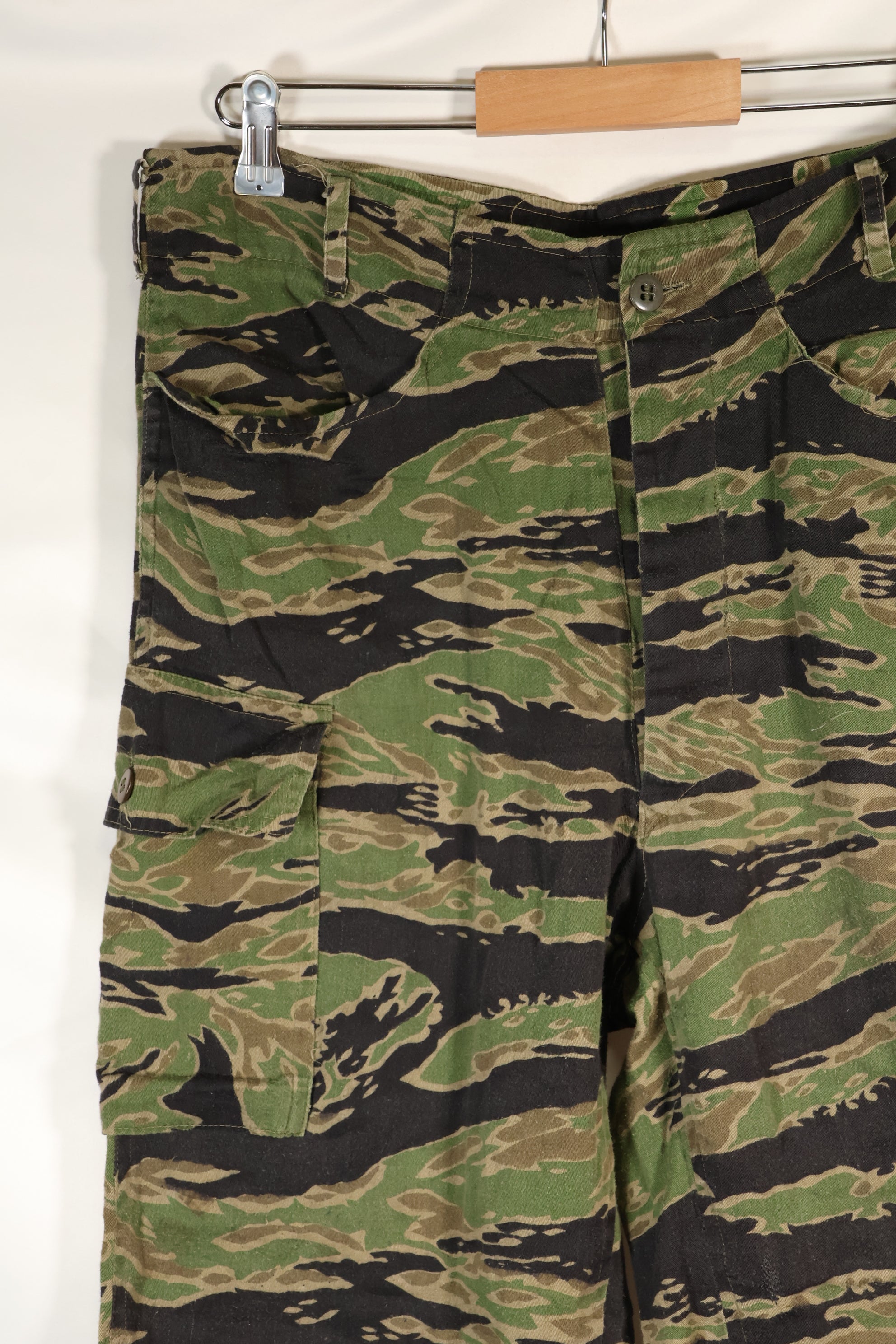 1960年代後半〜70年代　テイラー製　レイトウォー　タイガーストライプ　大きめ　パンツ　中古