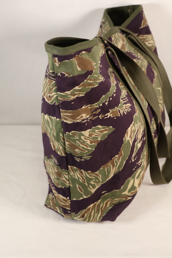 MILITARIA 1911 xSignal Depot コラボ　沖縄タイガー　タイガーストライプトートバッグ　