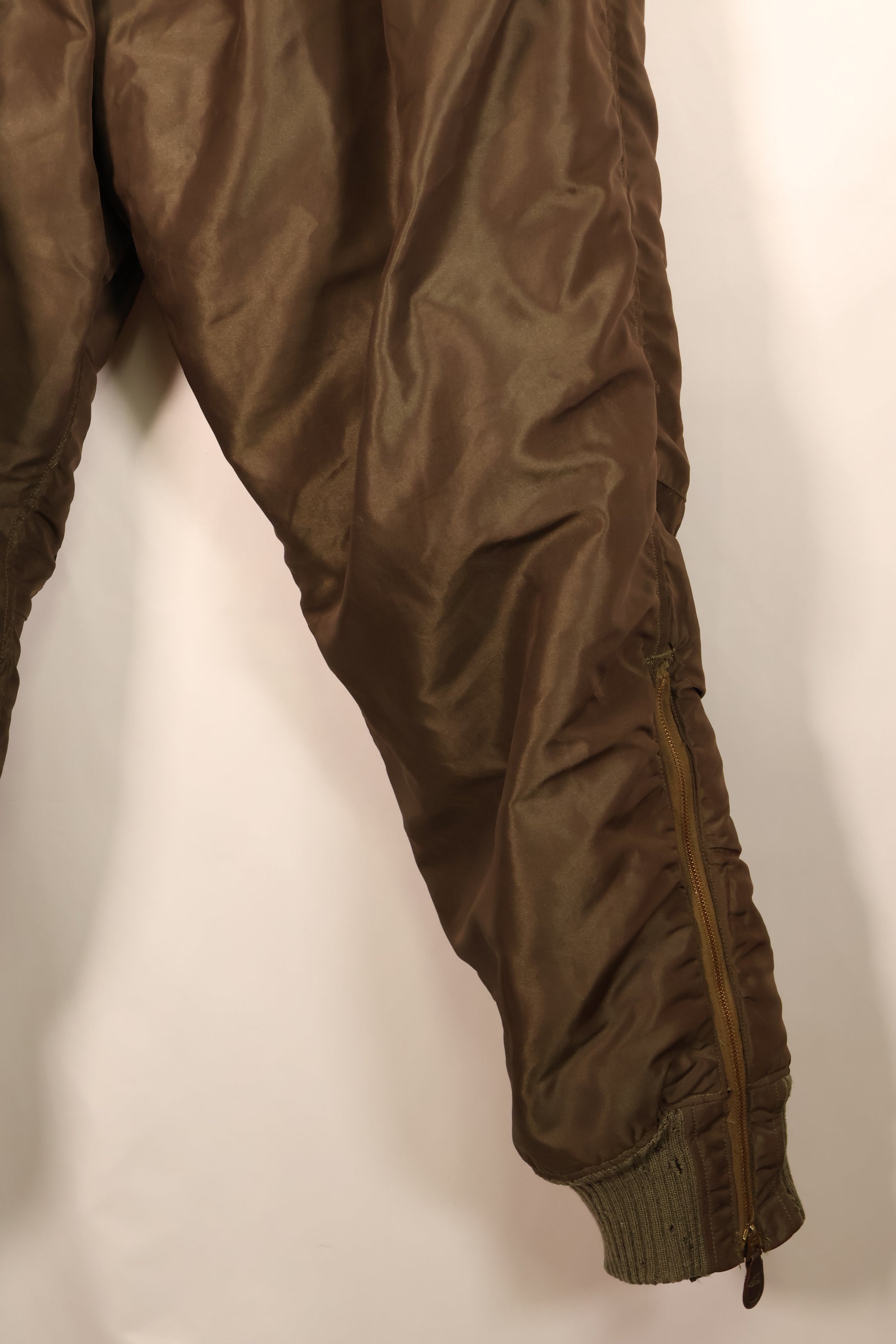1940年代後半〜50年代初頭　42　アメリカ空軍　USAF　TYPE F-1　フライトパンツ　中古品