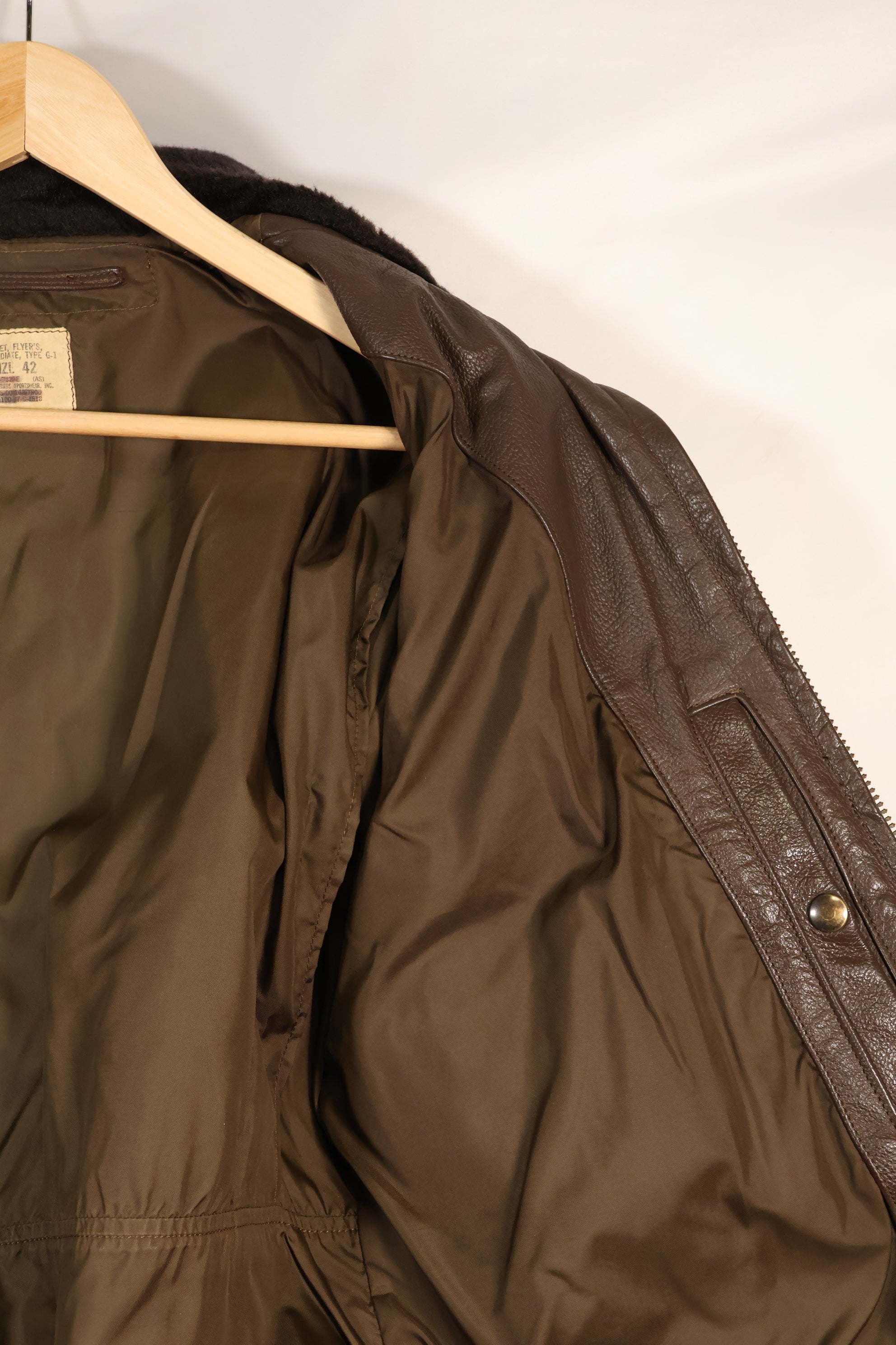 1977年契約　サイズ 42　アメリカ海軍　G-1　フライトジャケット　インターメディエイト　中古品