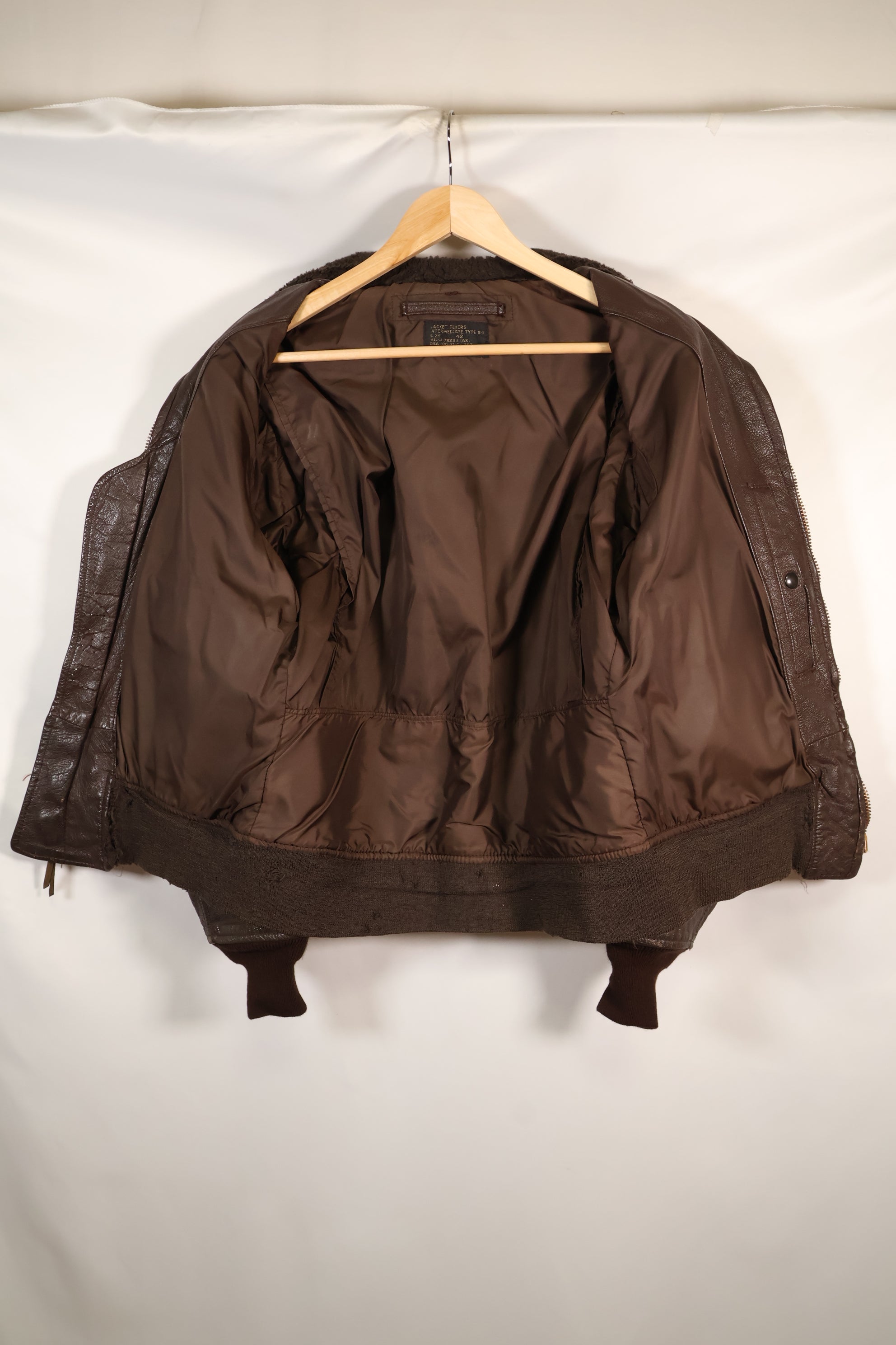 1971年契約　サイズ 42　アメリカ海軍　G-1　フライトジャケット　インターメディエイト　中古品