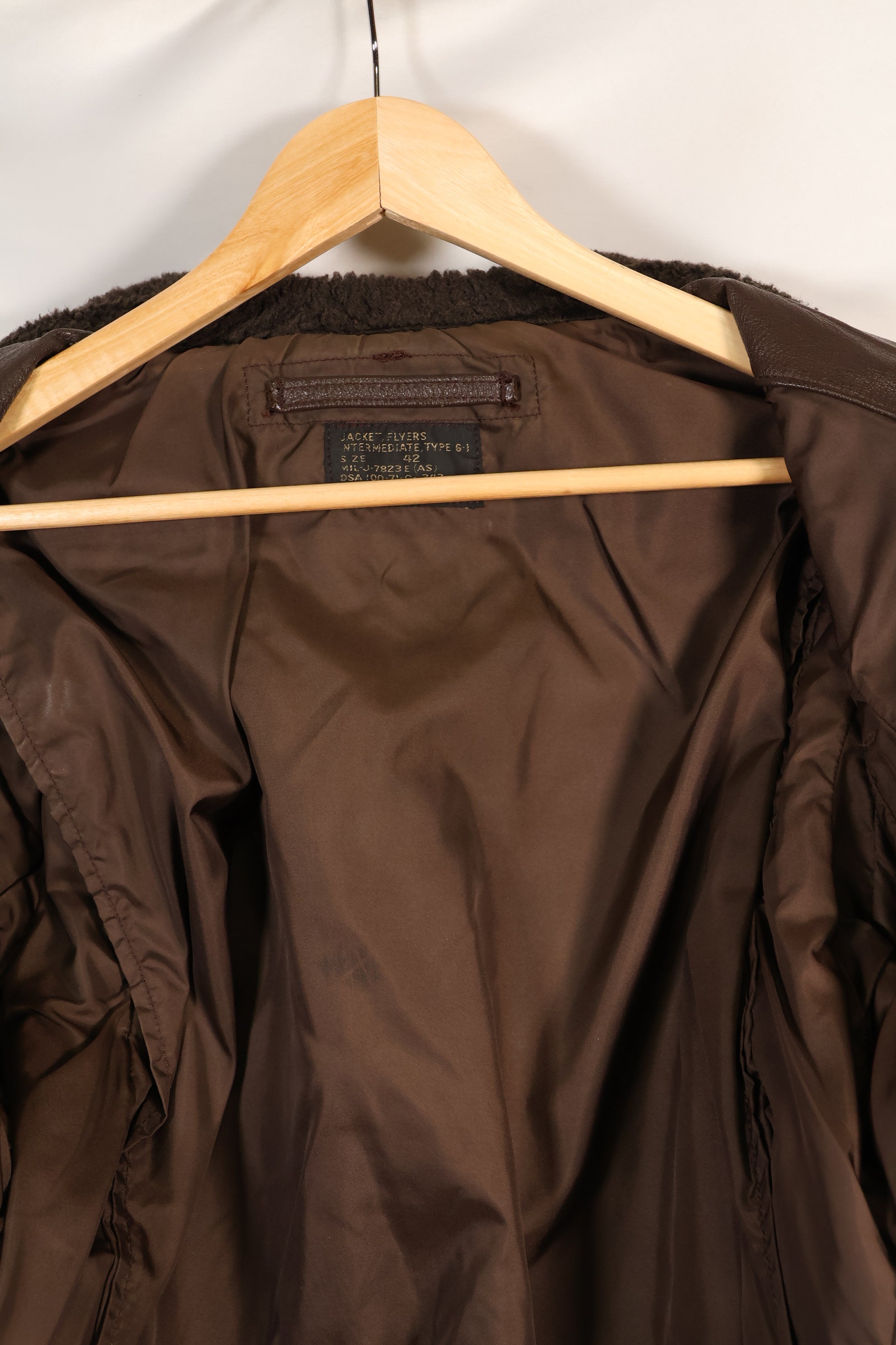 1971年契約　サイズ 42　アメリカ海軍　G-1　フライトジャケット　インターメディエイト　中古品