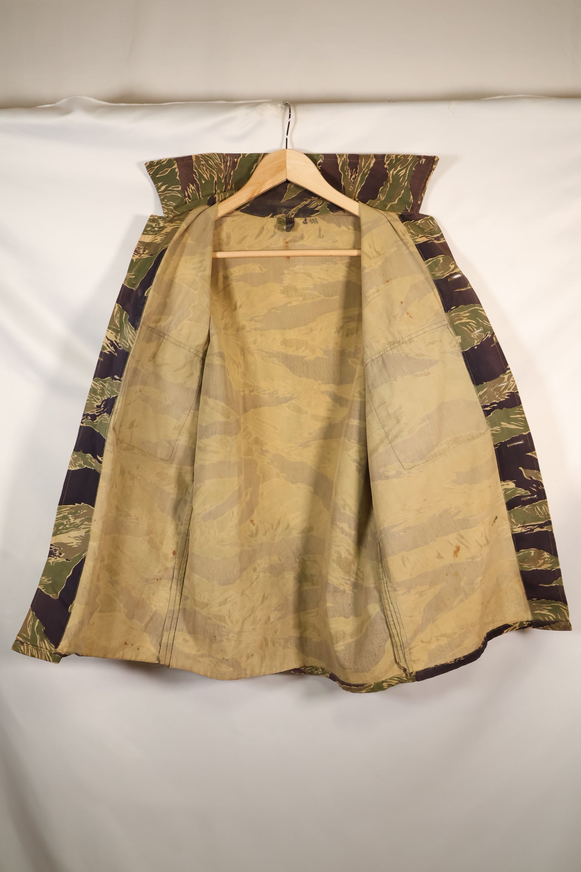1960年代中頃　USカット　LARGE　沖縄タイガー　タイガーストライプ　シャツ　退色あり　中古品