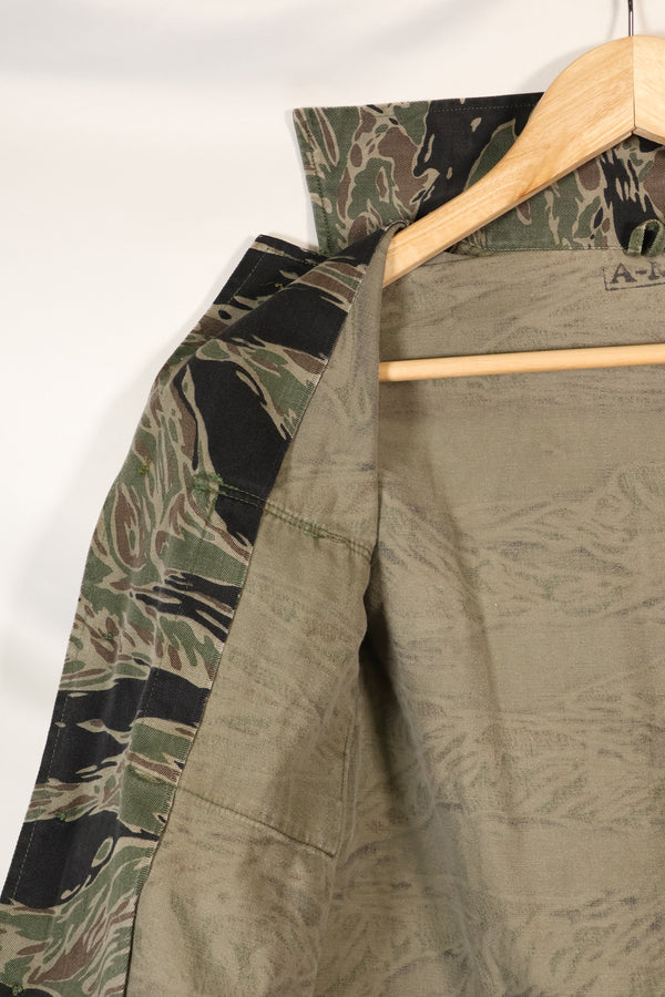 1960年代　日本製　シルバータイガー　Asian Cut シャツ　タイガーストライプ　中古品　カフスなし