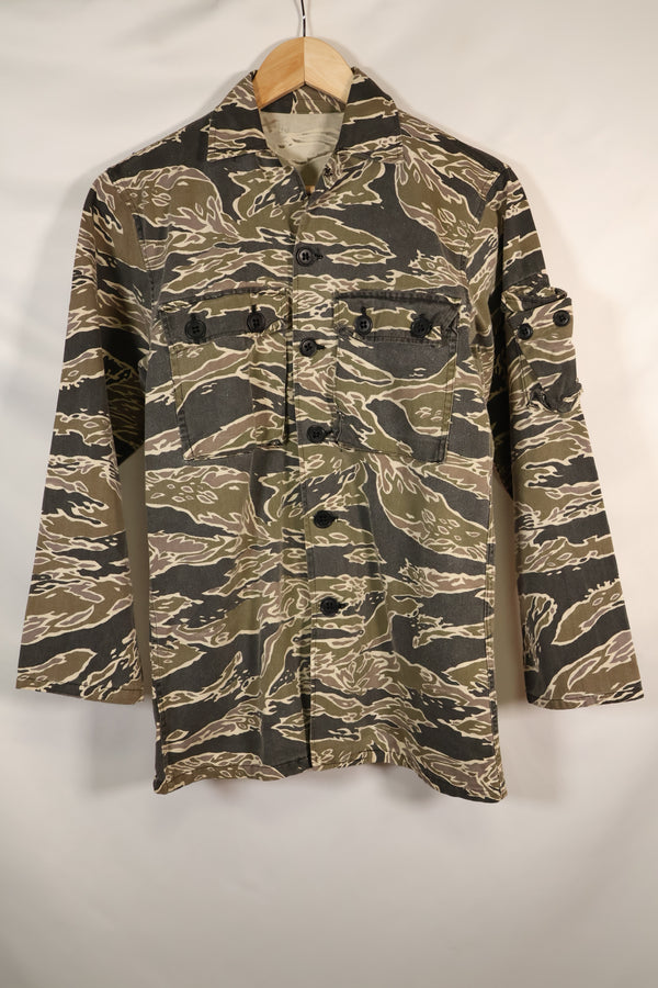 1970年代前半　レイトウォーパターン　タイガーストライプ　ヘビーコットン　シャツ　退色あり　中古品