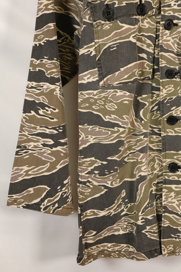 1970年代前半　レイトウォーパターン　タイガーストライプ　ヘビーコットン　シャツ　退色あり　中古品