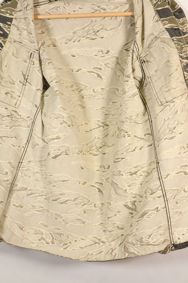 1970年代前半　レイトウォーパターン　タイガーストライプ　ヘビーコットン　シャツ　退色あり　中古品