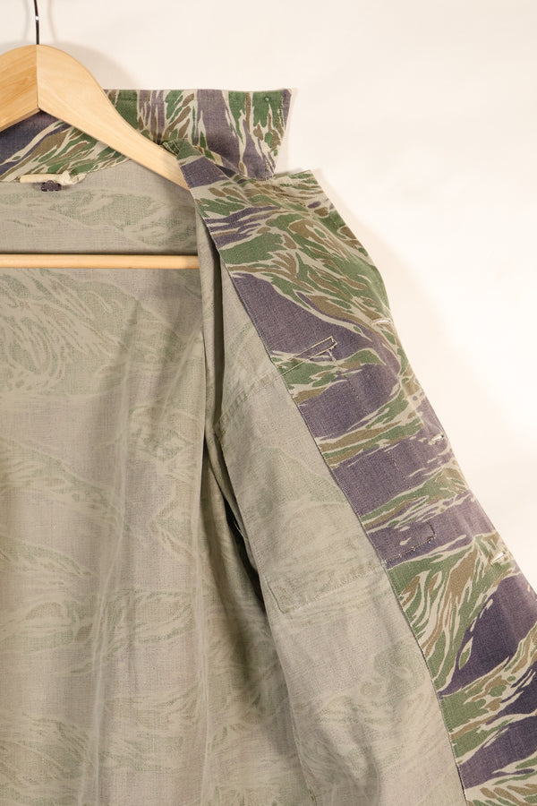 1960年代半　A-L　日本製　シルバータイガー　Asianカット　シャツ　退色あり　中古品