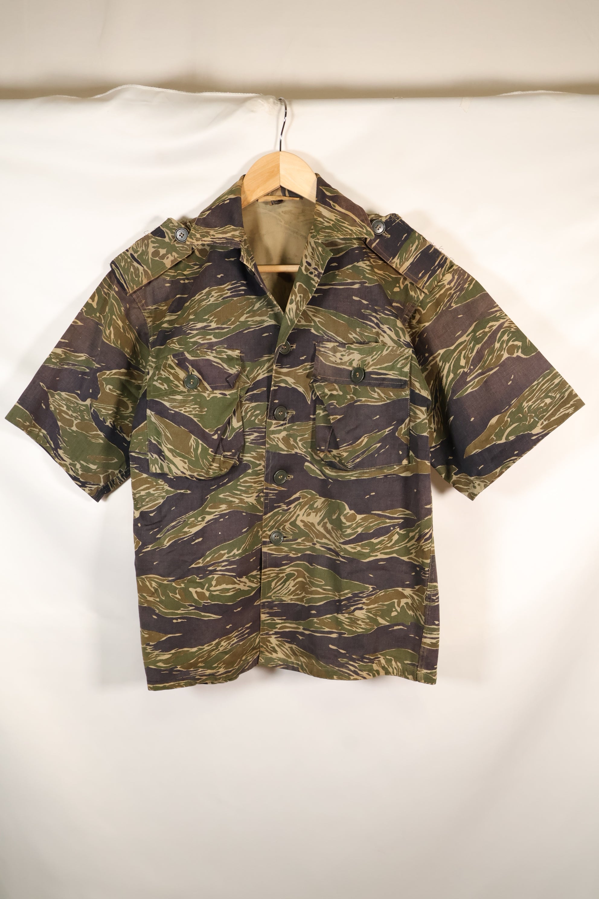 1960年代半　A-M　シルバータイガーシャツ　Asianカット　エポレット改造　中古品