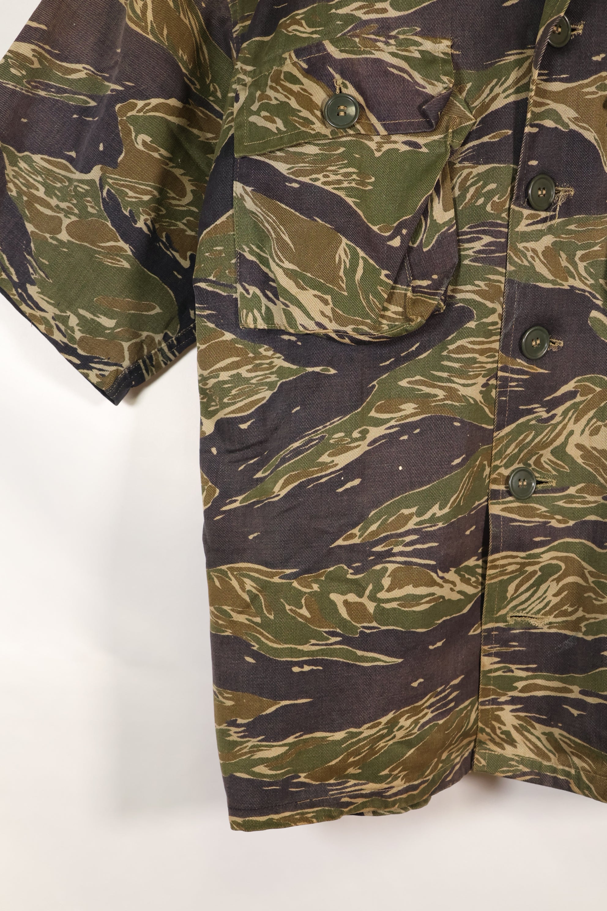 1960年代半　A-M　シルバータイガーシャツ　Asianカット　エポレット改造　中古品