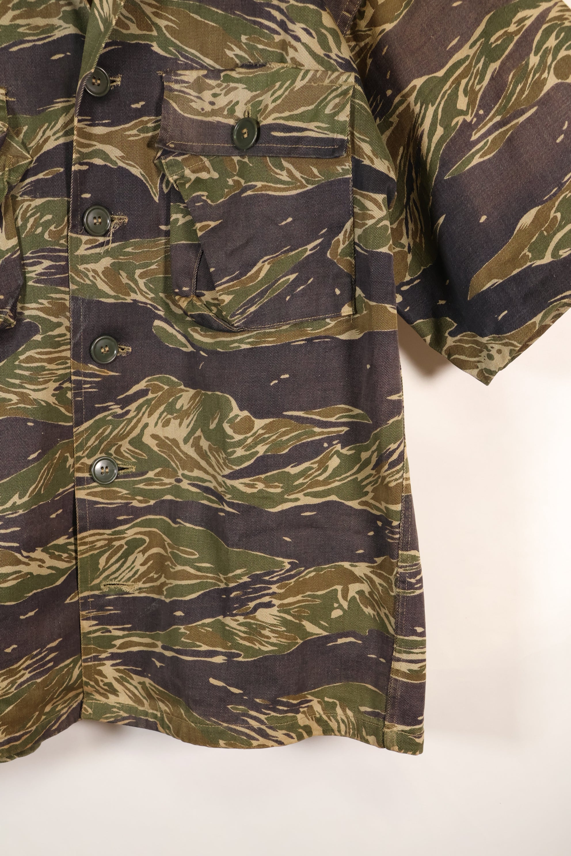 1960年代半　A-M　シルバータイガーシャツ　Asianカット　エポレット改造　中古品