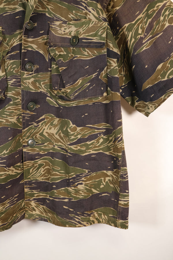 1960年代半　A-M　シルバータイガーシャツ　Asianカット　エポレット改造　中古品