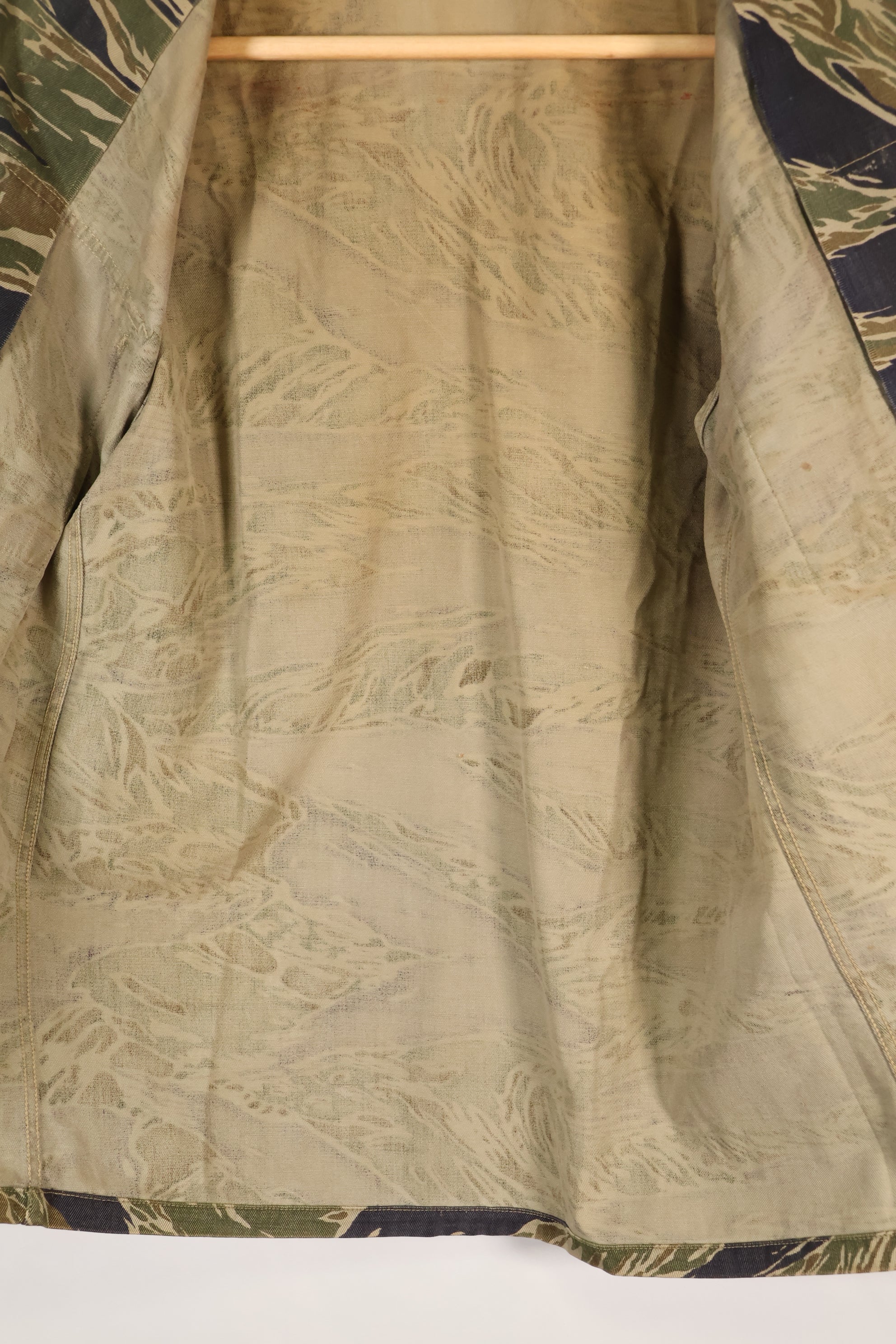 1960年代半　A-M　シルバータイガーシャツ　Asianカット　エポレット改造　中古品