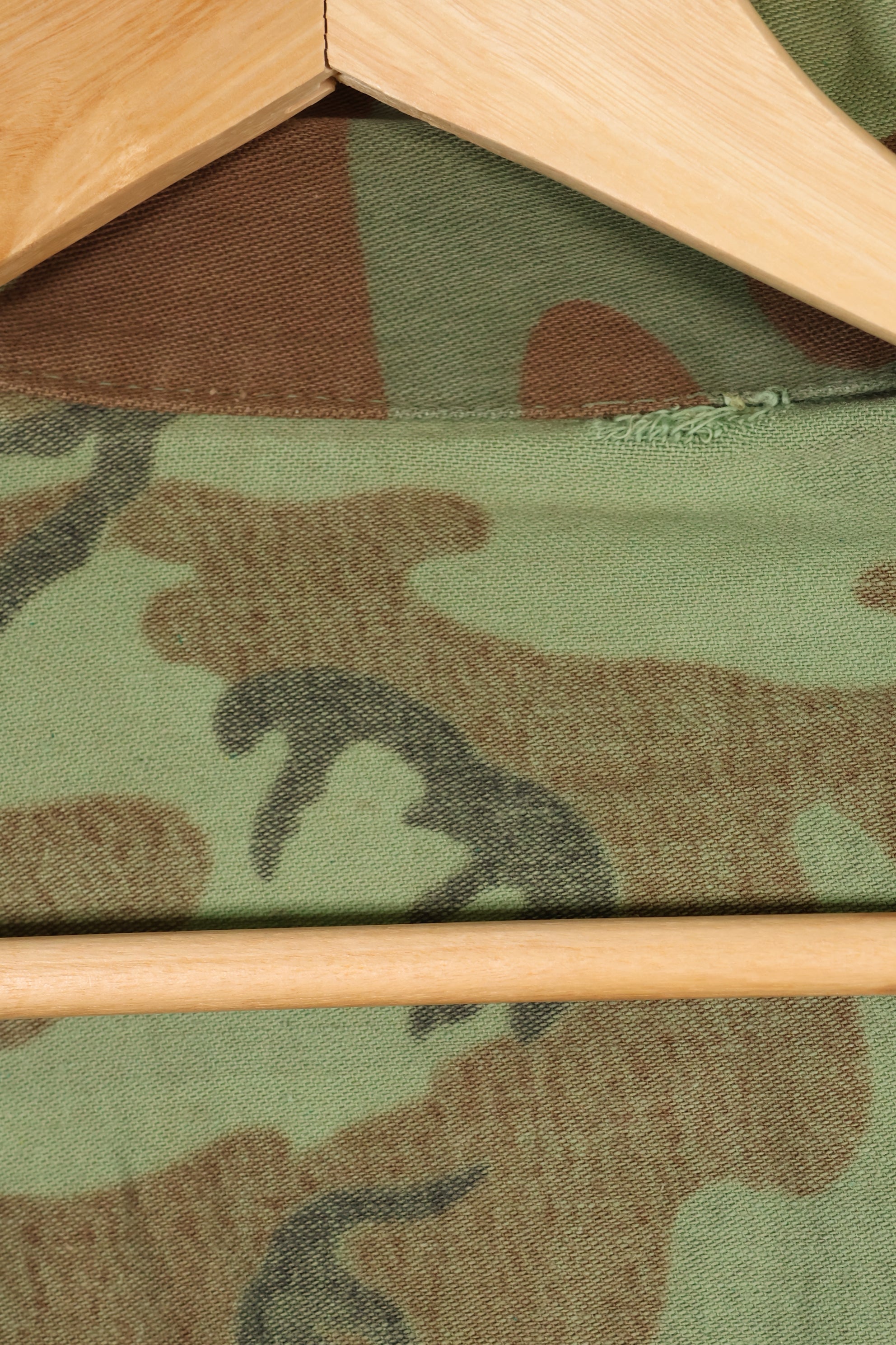 1960年代　南ベトナム　ARVN グリーンリーフ迷彩　シャツ　中古品