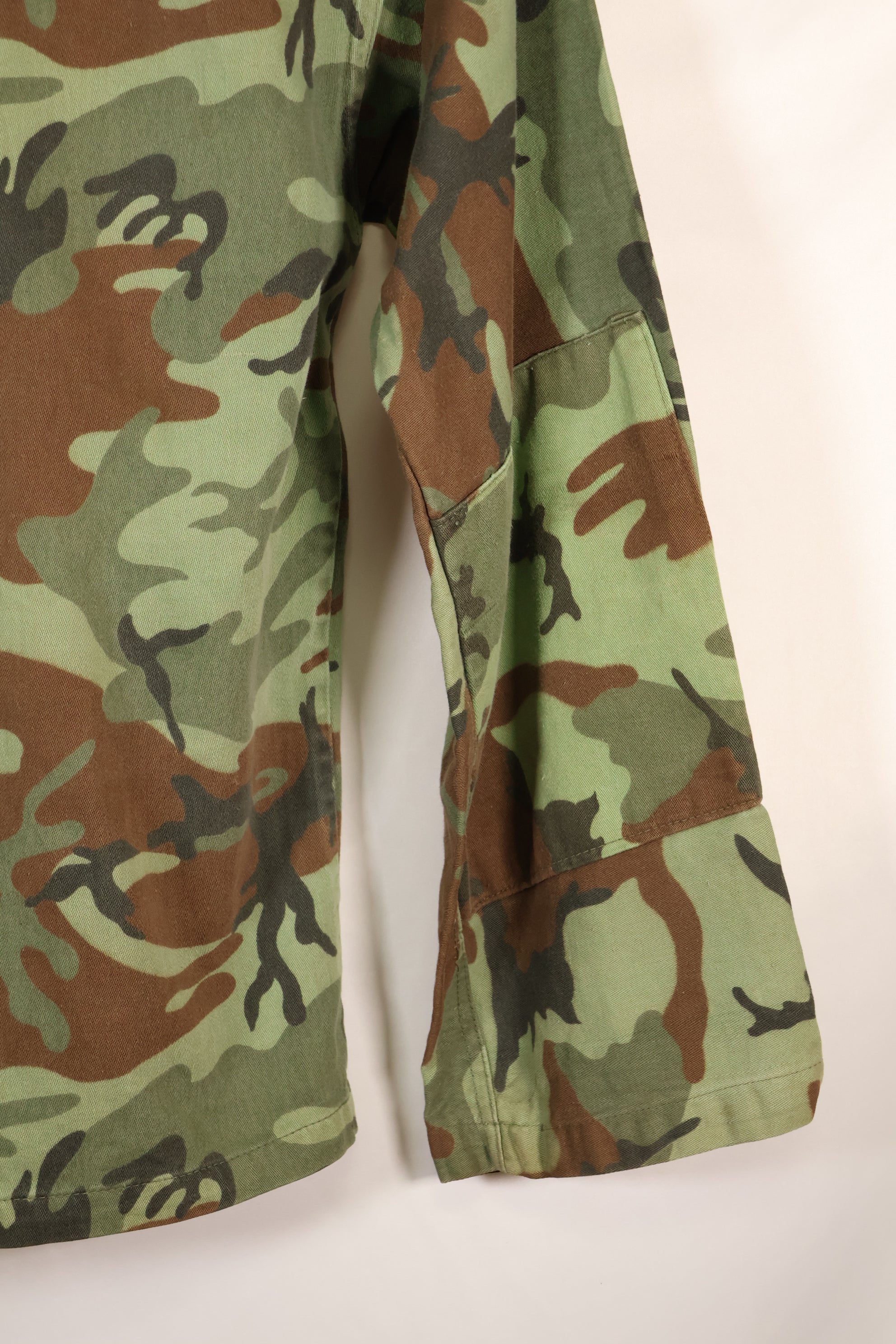 1960年代　南ベトナム　ARVN グリーンリーフ迷彩　シャツ　中古品