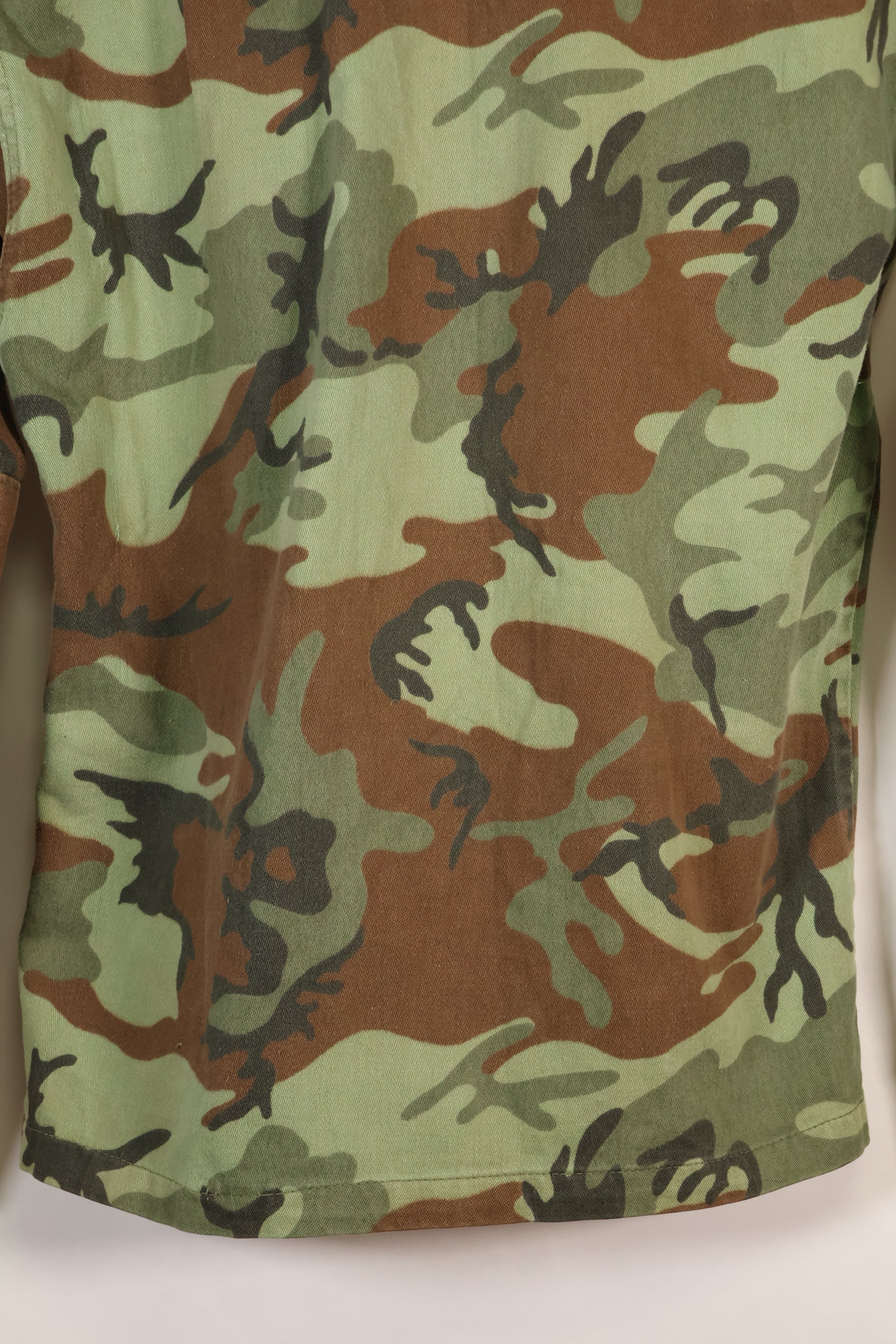 1960年代　南ベトナム　ARVN グリーンリーフ迷彩　シャツ　中古品