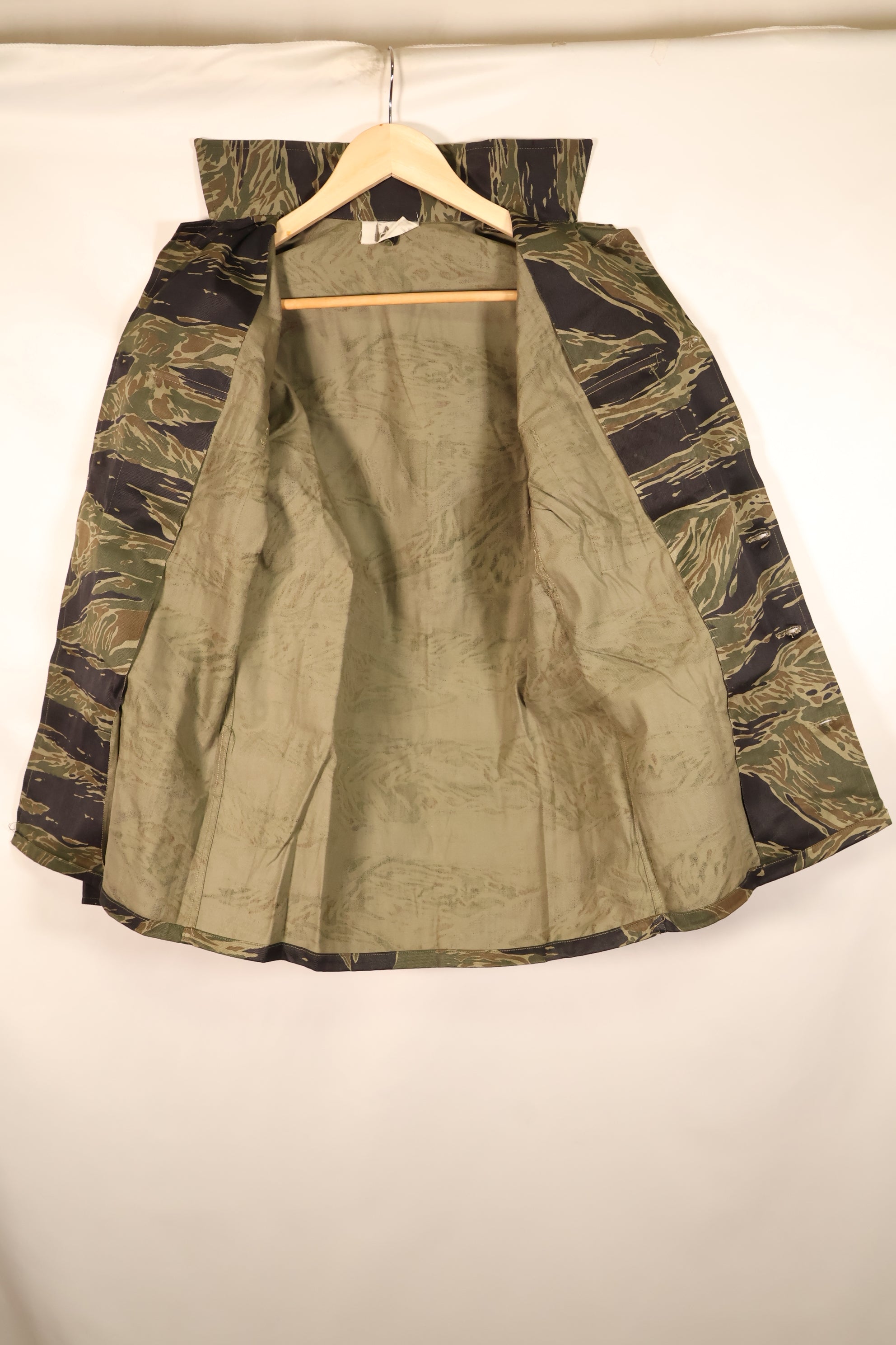 1960年代中頃　A-M　シルバータイガーパターン　Asianカット　タイガーストライプシャツ　ほぼ未使用品