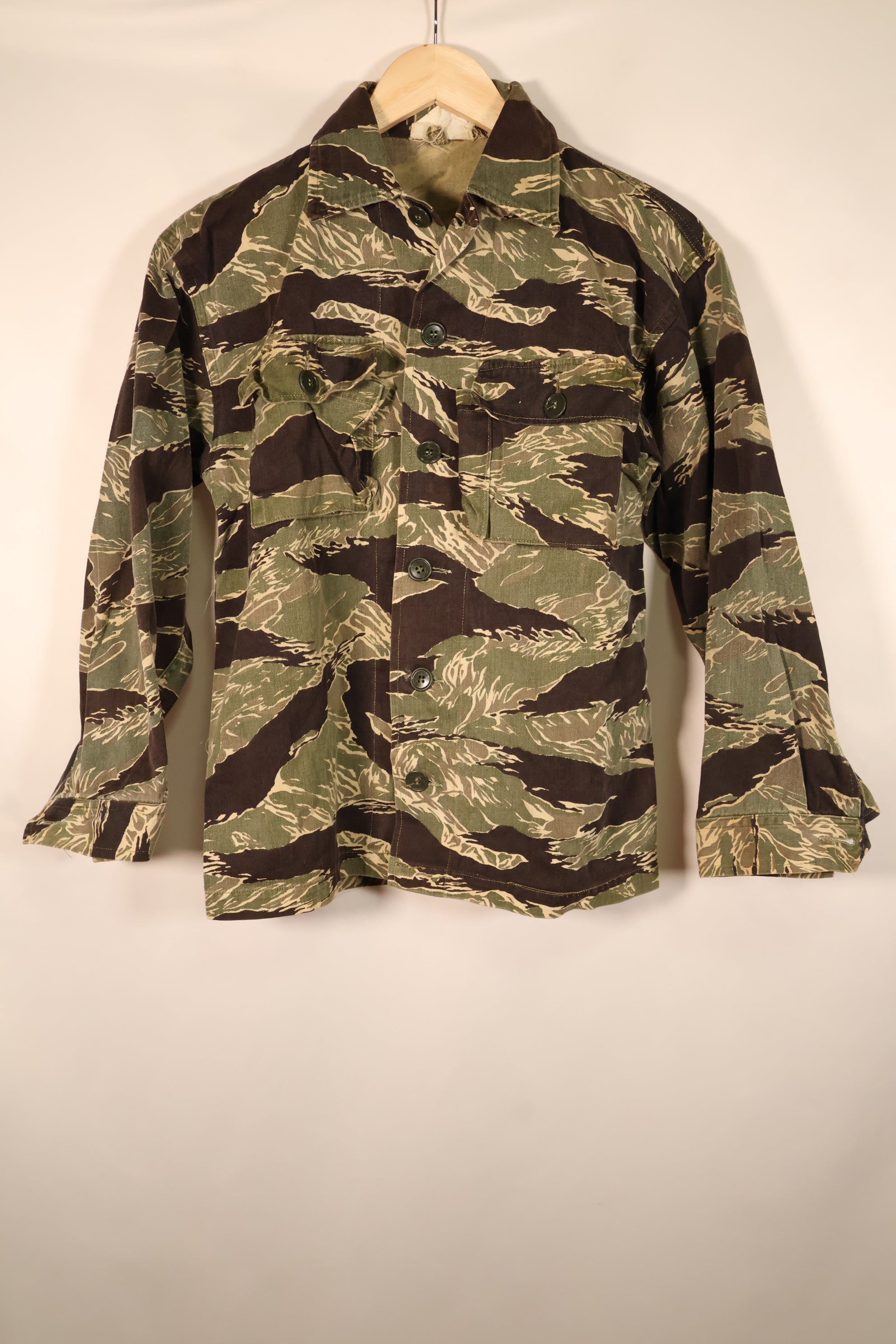 1965年~66年頃　A-L 沖縄タイガーパターン　JWD　Asianカット　タイガーストライプ　シャツ　中古品