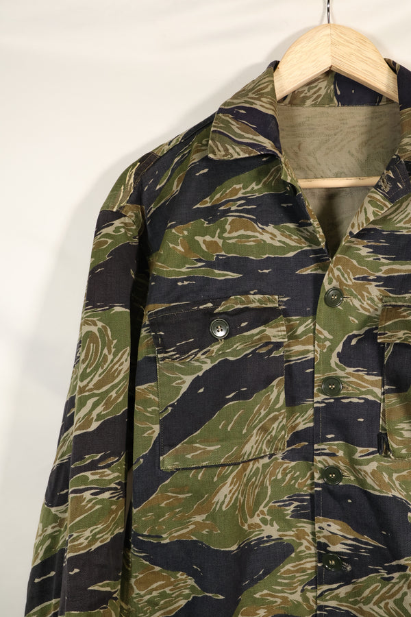 1960年代半　日本製　シルバータイガーシャツ　Asianカット　別生地サイズ改造あり　中古品