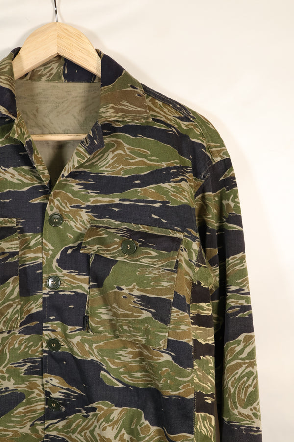 1960年代半　日本製　シルバータイガーシャツ　Asianカット　別生地サイズ改造あり　中古品