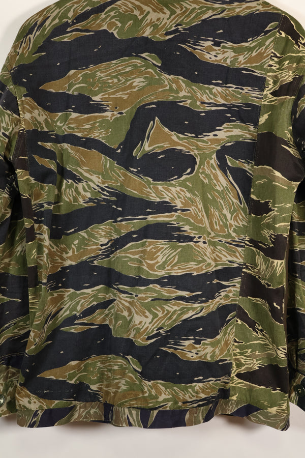 1960年代半　日本製　シルバータイガーシャツ　Asianカット　別生地サイズ改造あり　中古品