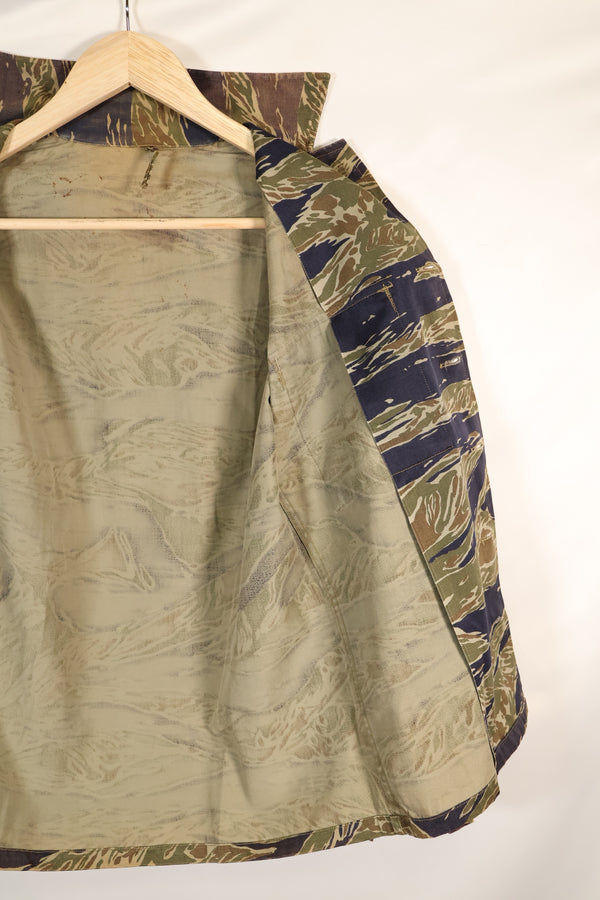 1960年代半　日本製　シルバータイガーシャツ　Asianカット　退色少ない　中古品