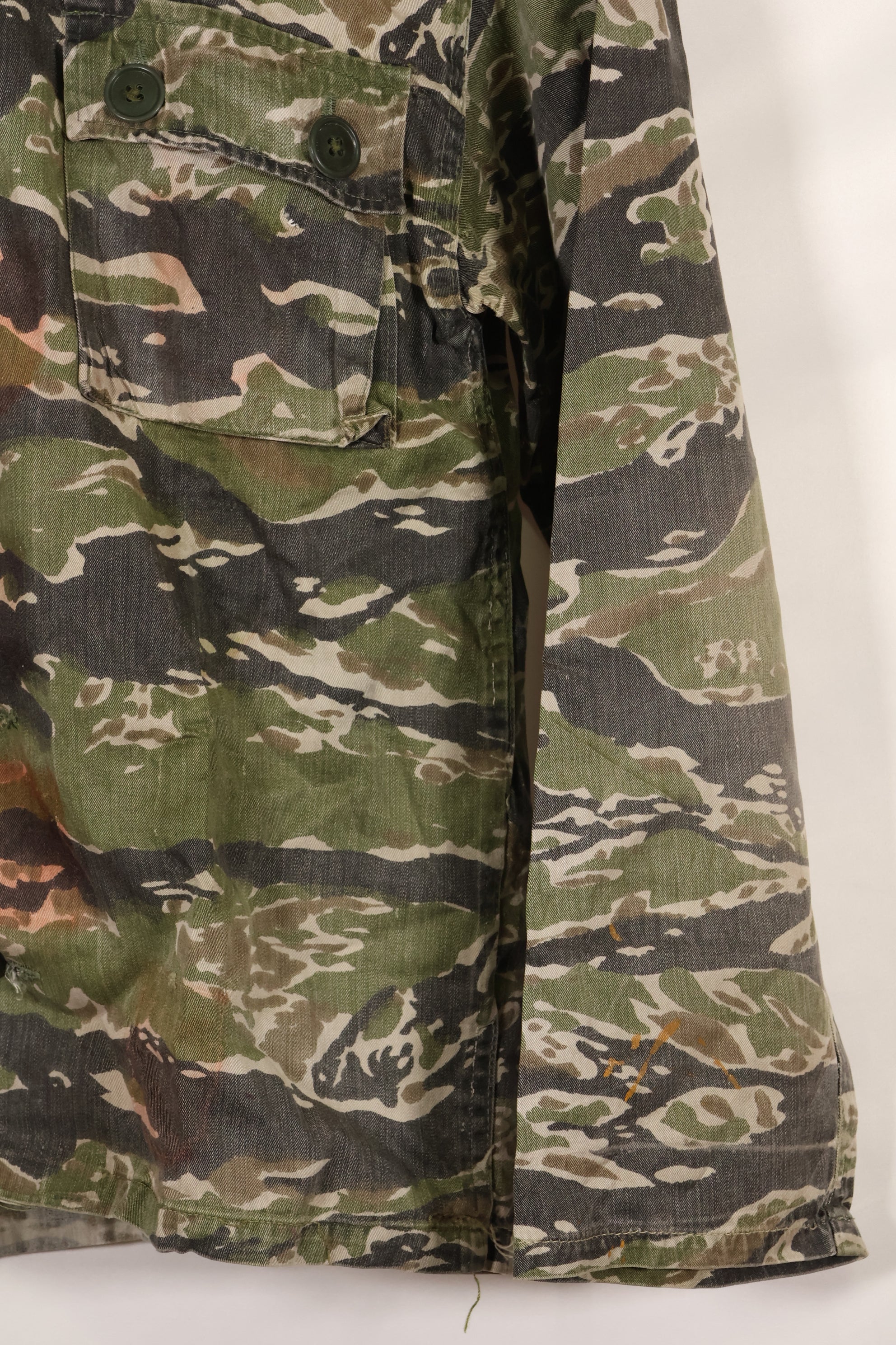 1960年代　タイガーストライプ　シャツ　CIDGパターン　退色あり　汚れあり　中古品