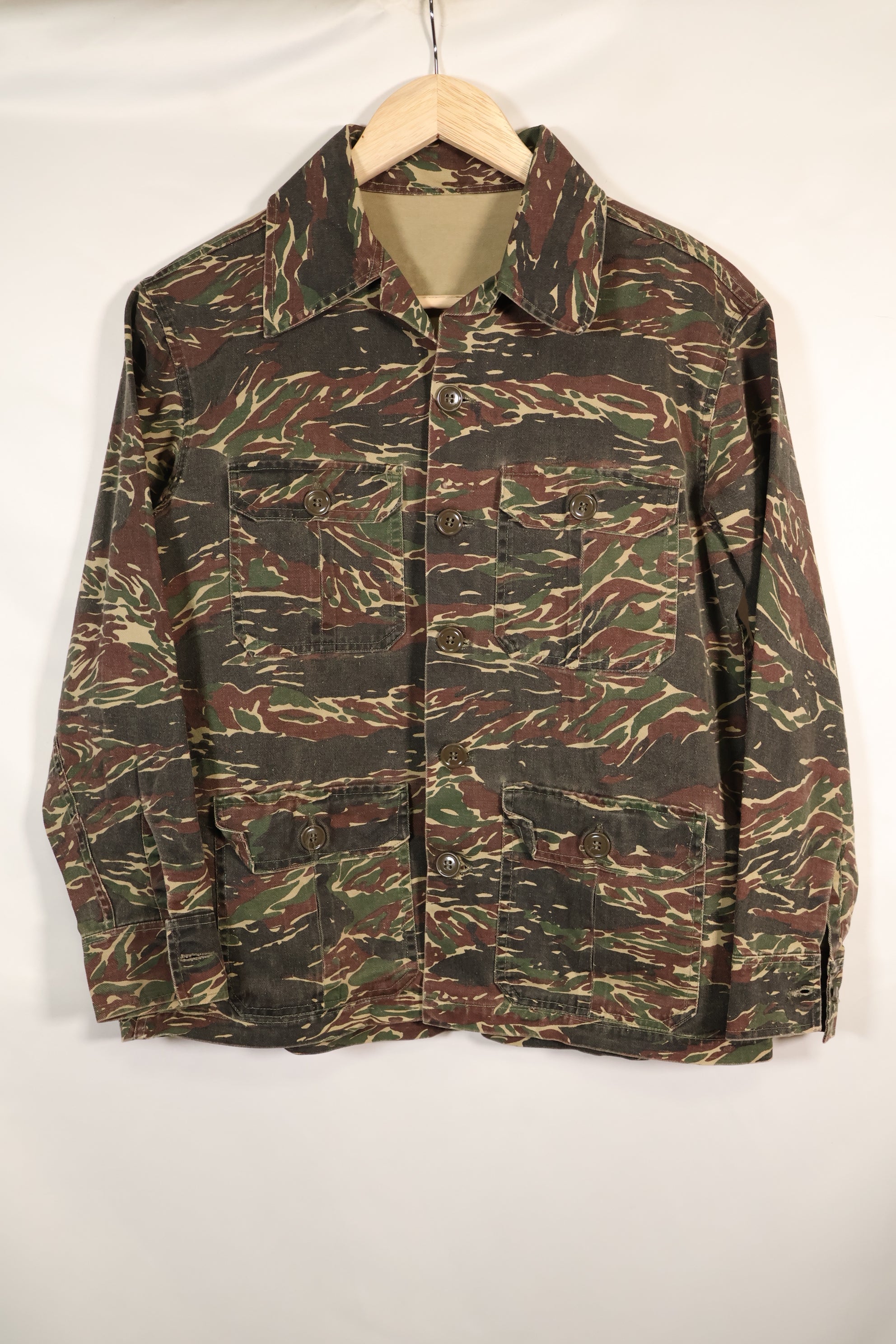 1970年代　シルバータイガー　タイガーストライプ　シャツ　タイタイガー　4つポケット　中古品