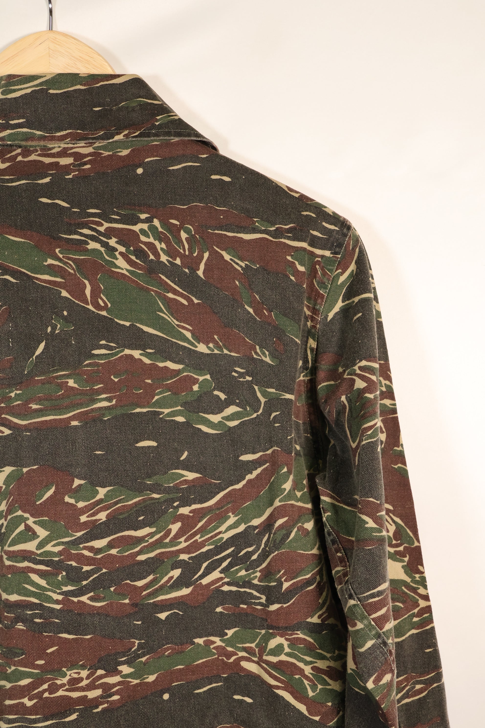 1970年代　シルバータイガー　タイガーストライプ　シャツ　タイタイガー　4つポケット　中古品