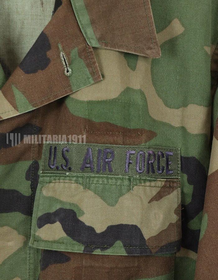 実物　アメリカ空軍　NCO ウッドランド迷彩　ジャケット　パッチ付き　状態悪い　1993年製