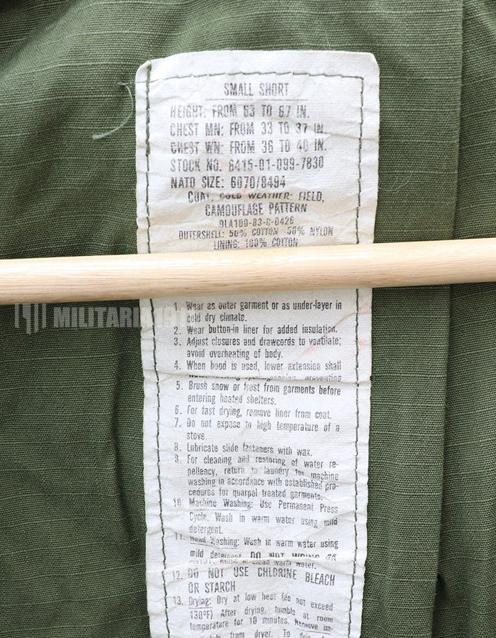 アメリカ軍　M65フィールドジャケット　ウッドランド迷彩　1983年製 B
