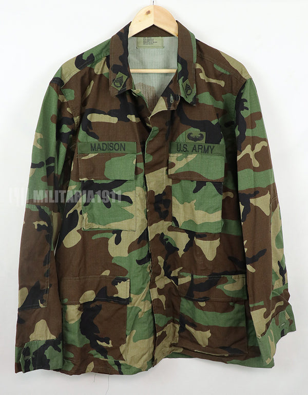 実物　アメリカ陸軍　ウッドランド迷彩　ジャケット　2000年製　パッチ付き