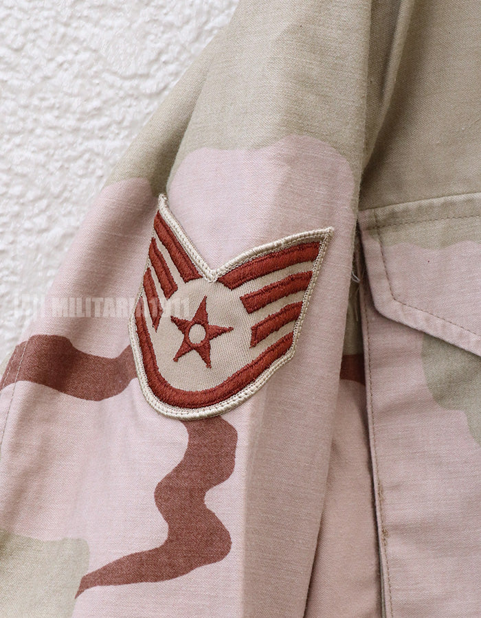 アメリカ空軍　3Cデザート迷彩　M65 フィールドジャケット 1991年製　徽章付き