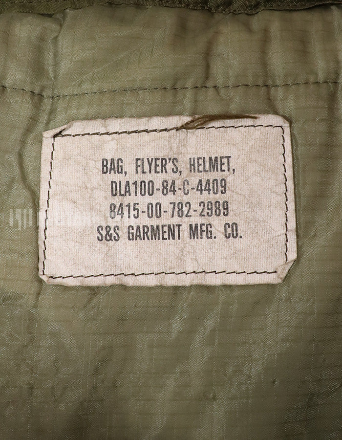 実物　米軍放出品　1984年製　アメリカ空軍　ヘルメットバッグ　汚れ・文字あり